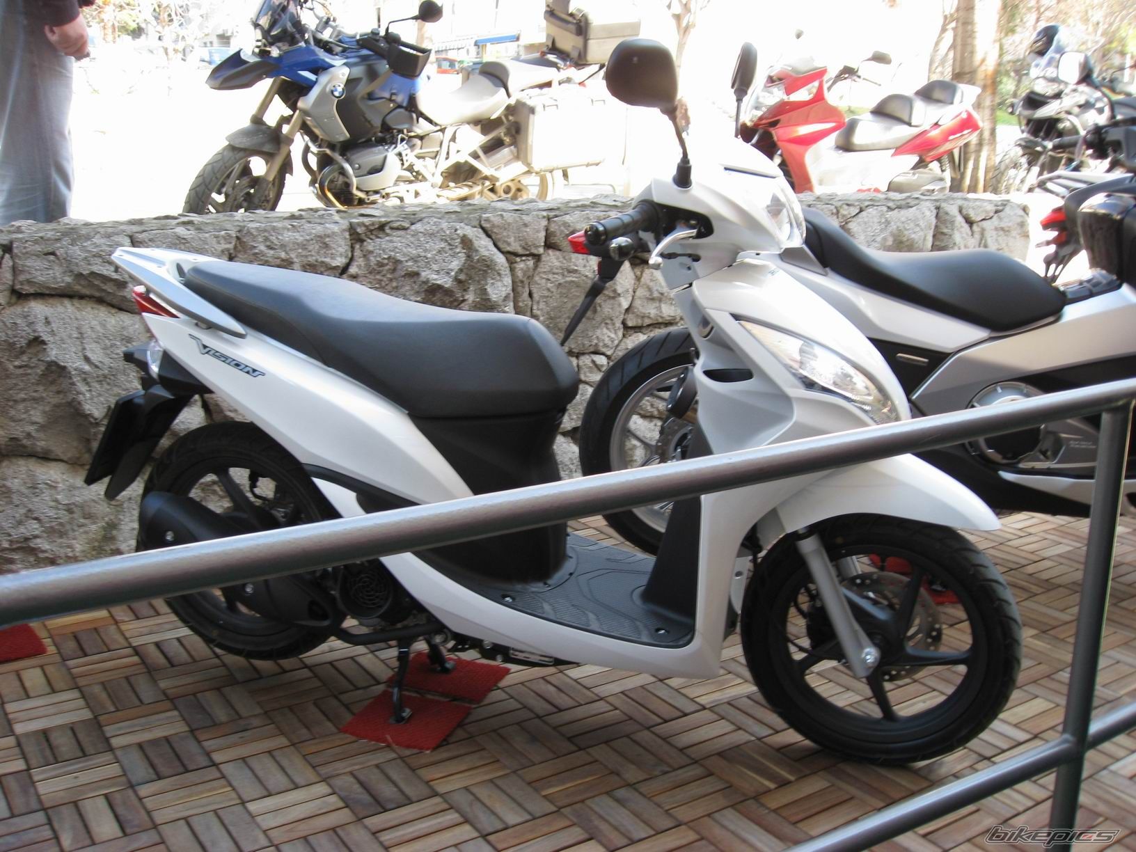 Photo 2383306