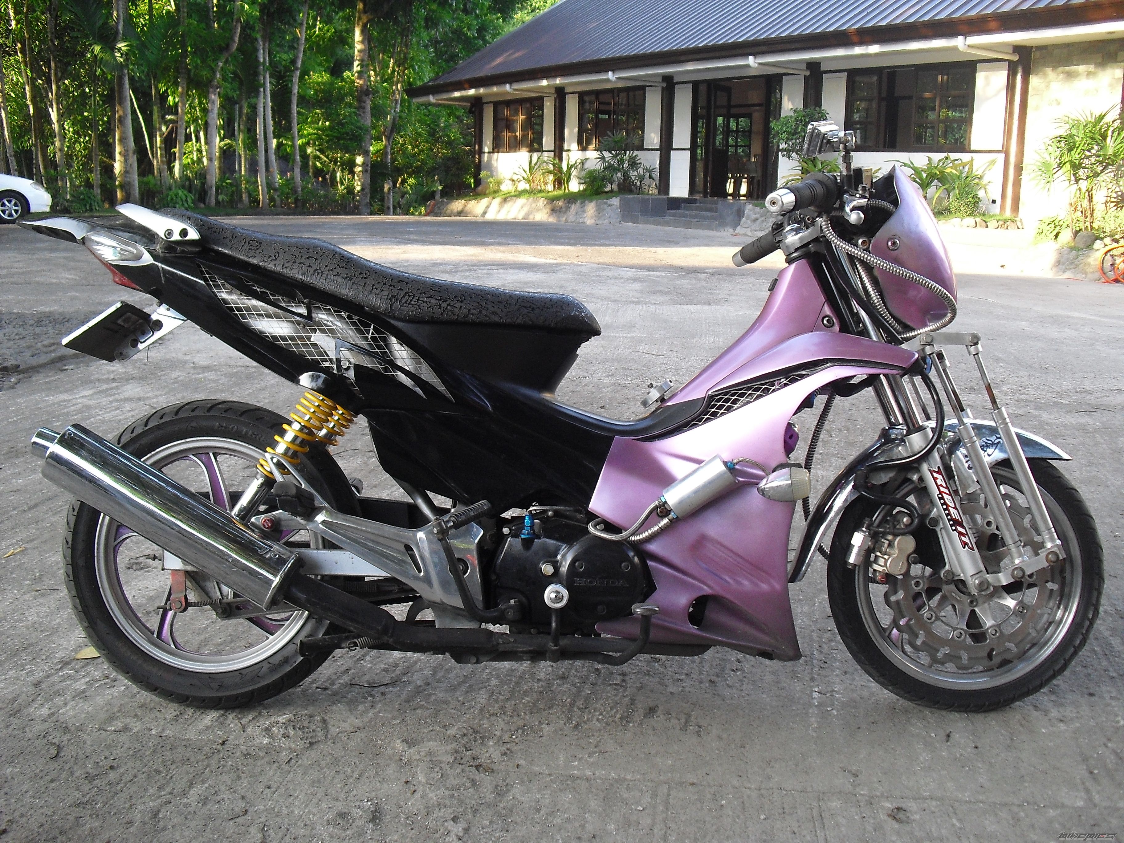 Photo 2383377