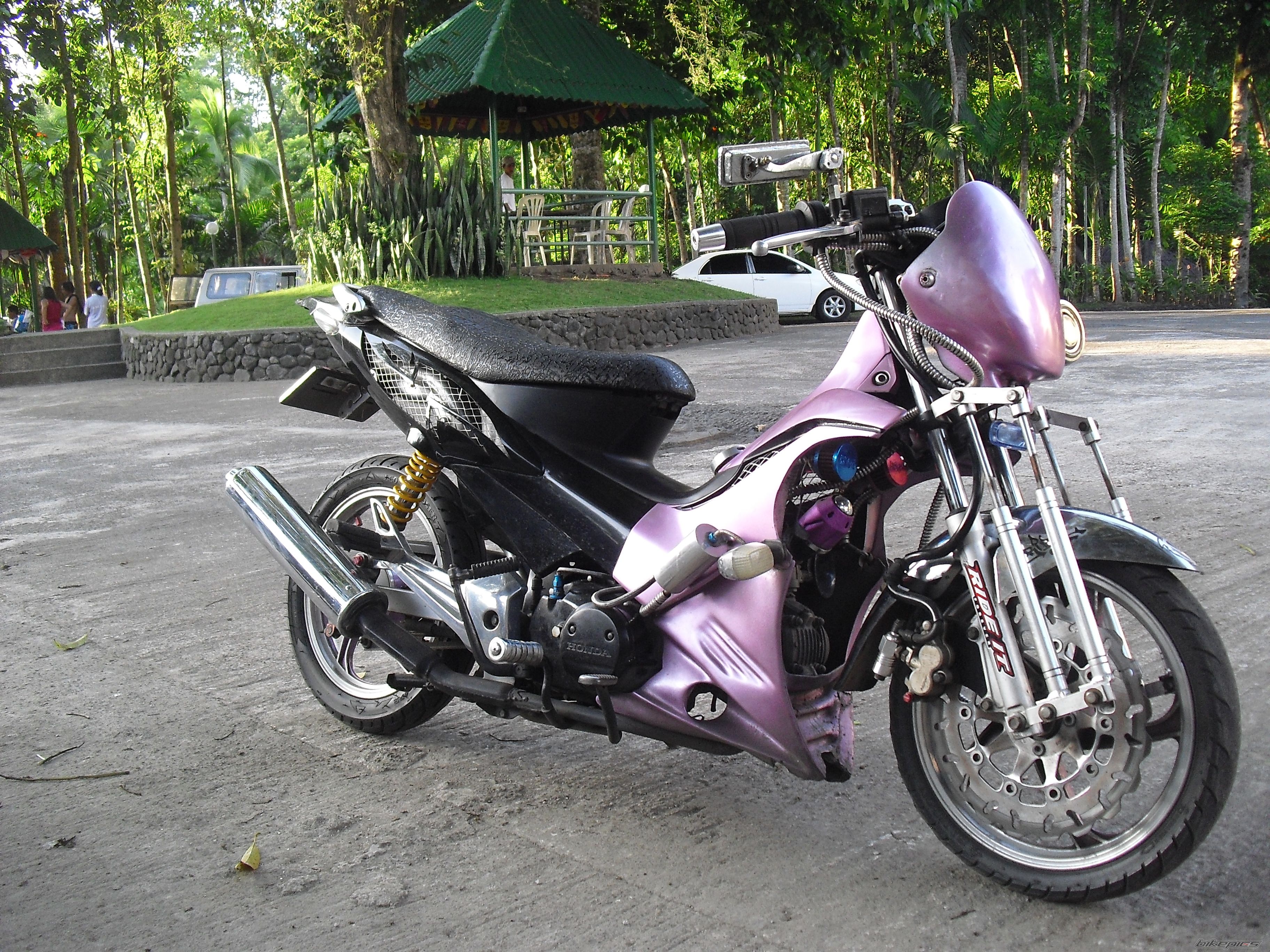 Photo 2383378