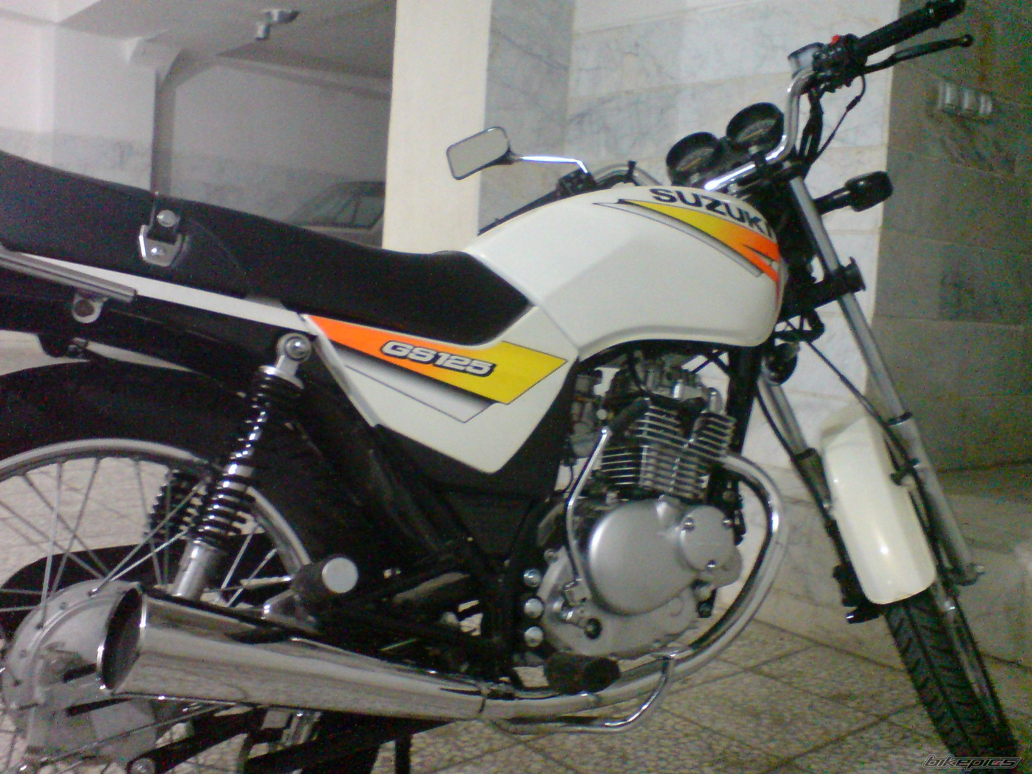 Photo 2383412