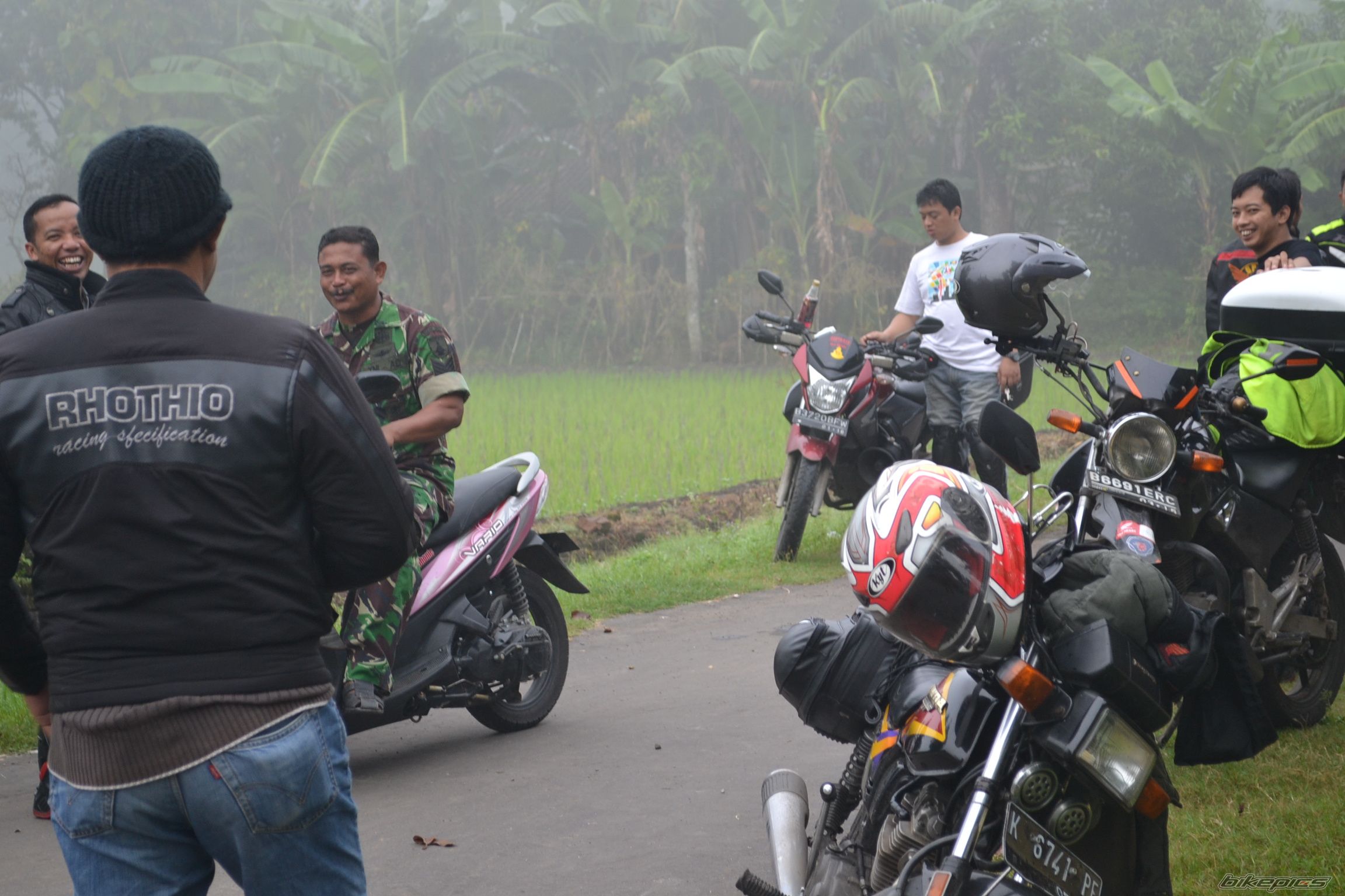 Photo 2383426