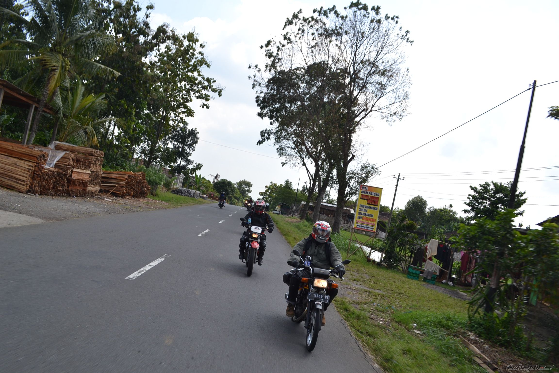 Photo 2383432