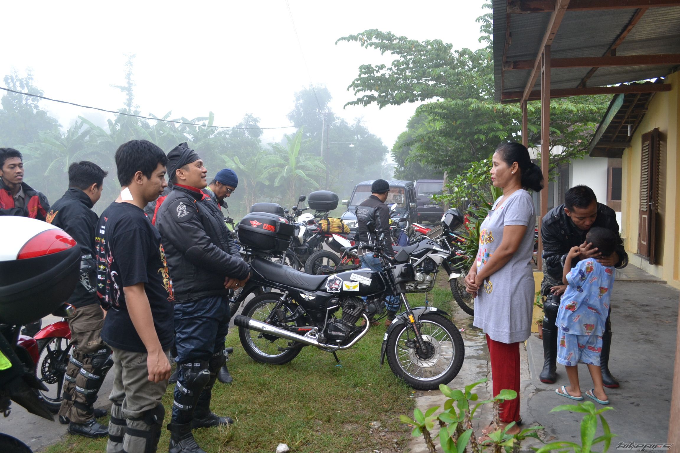 Photo 2383441
