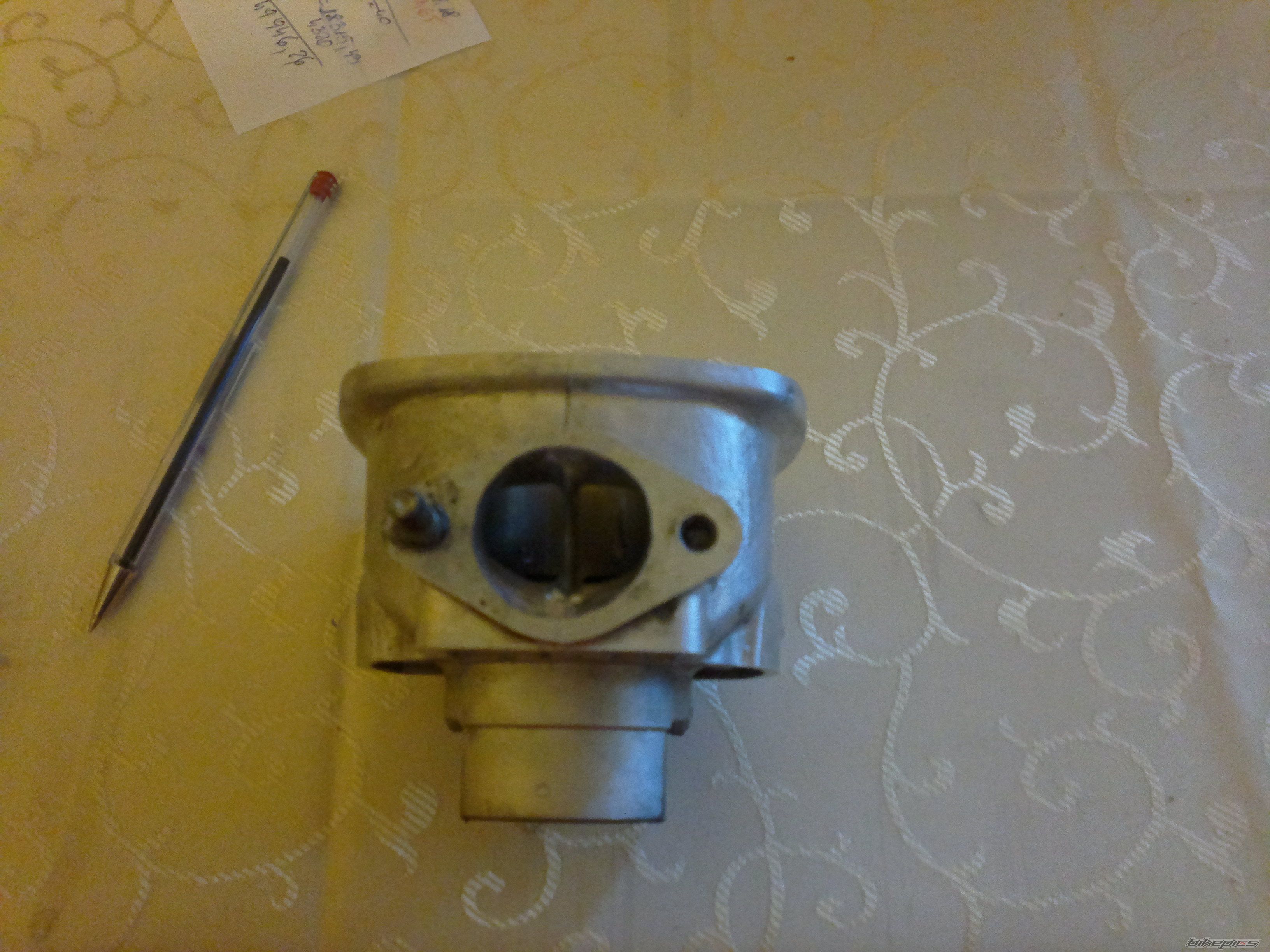 Photo 2383449