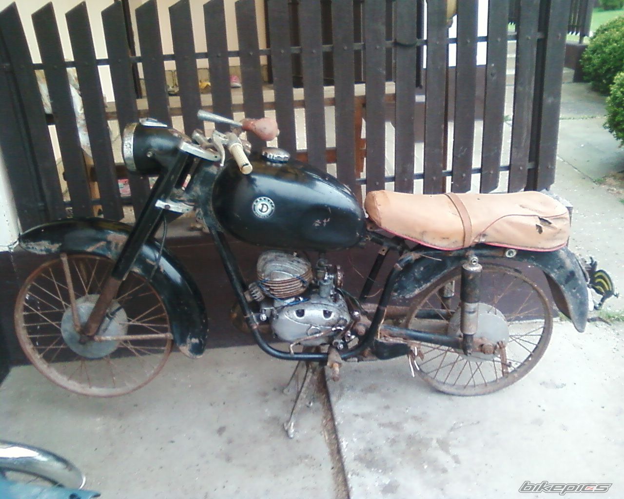 Photo 2383478