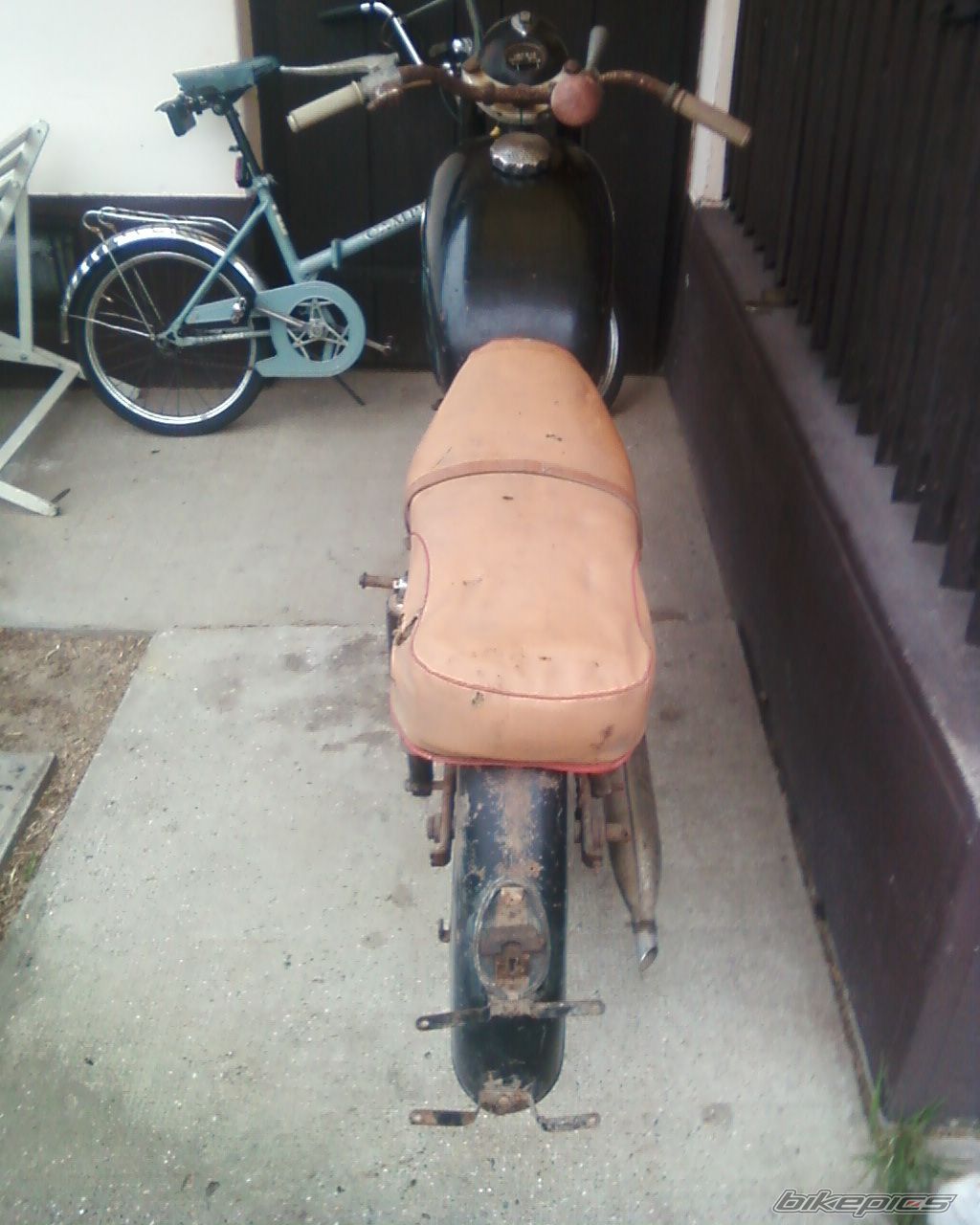 Photo 2383486