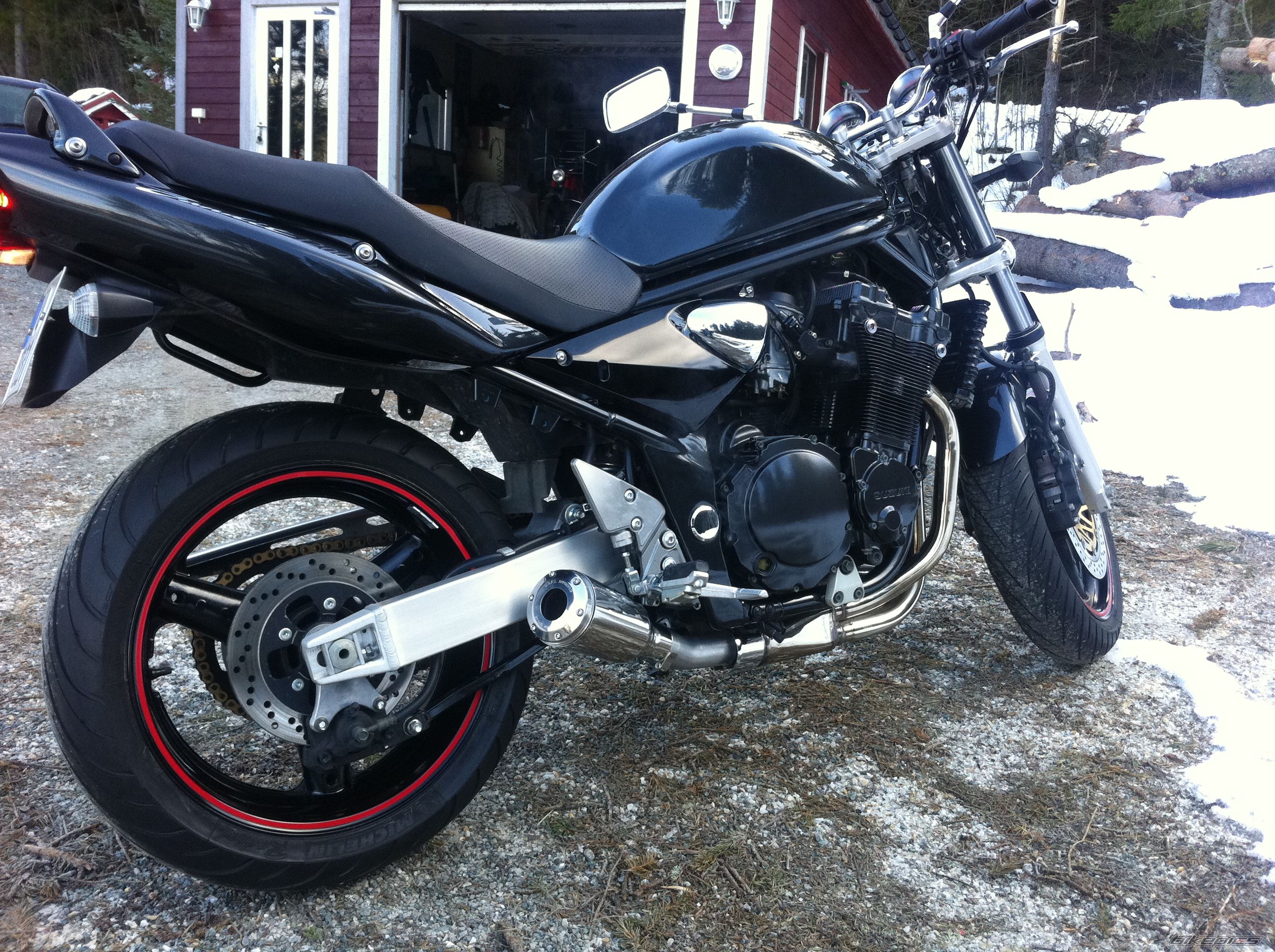 Photo 2383555