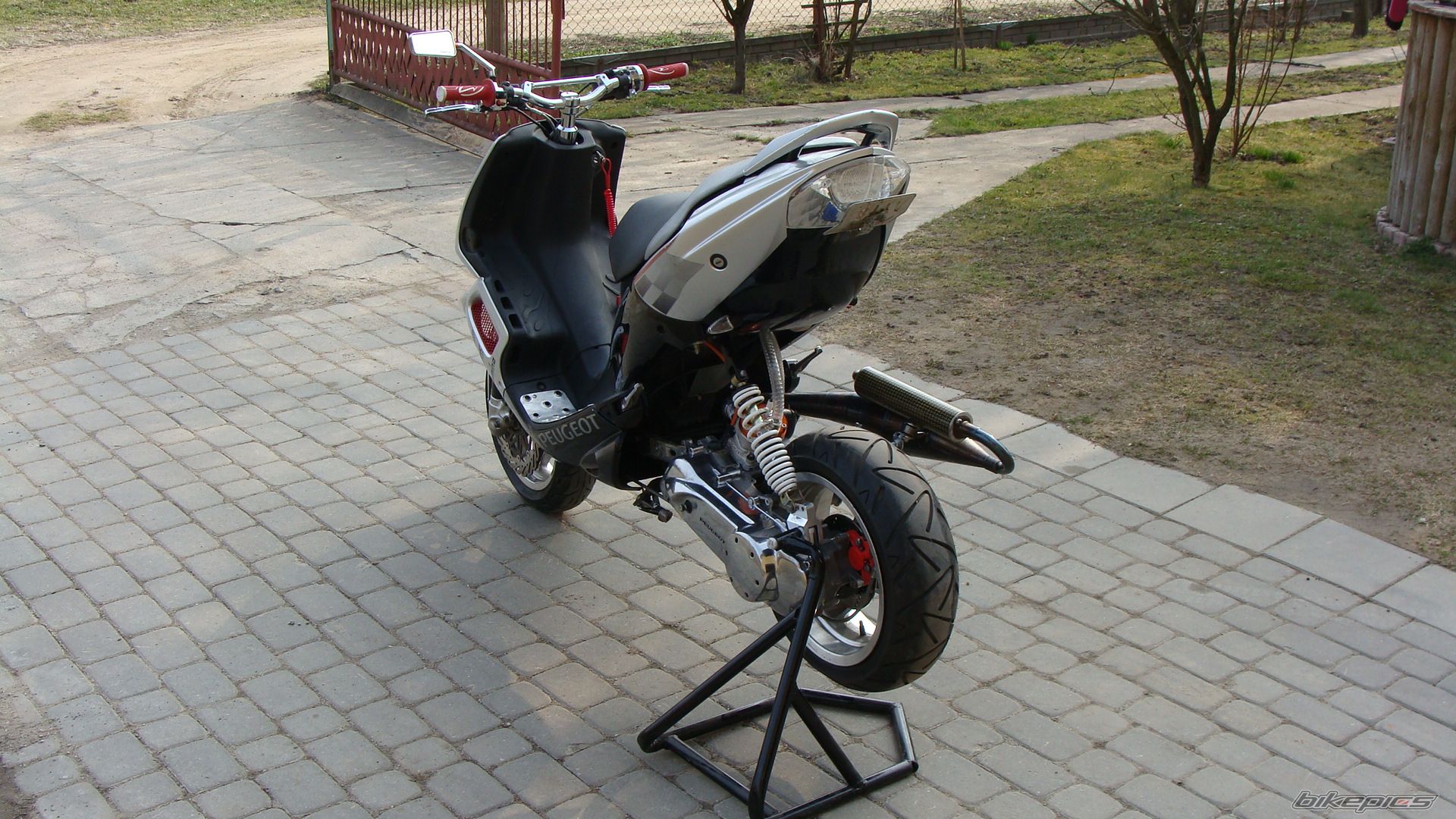 Photo 2383645