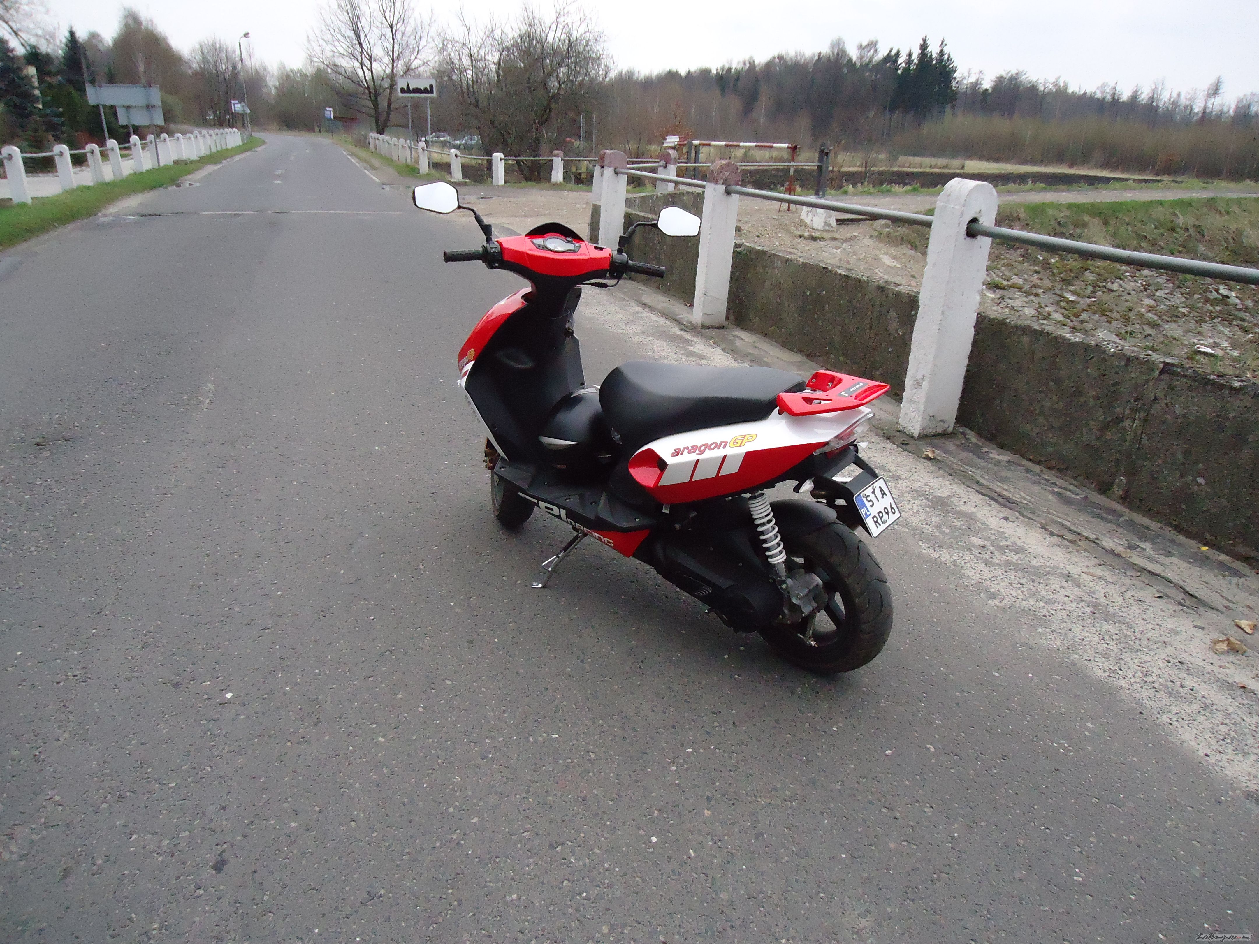 Photo 2383649