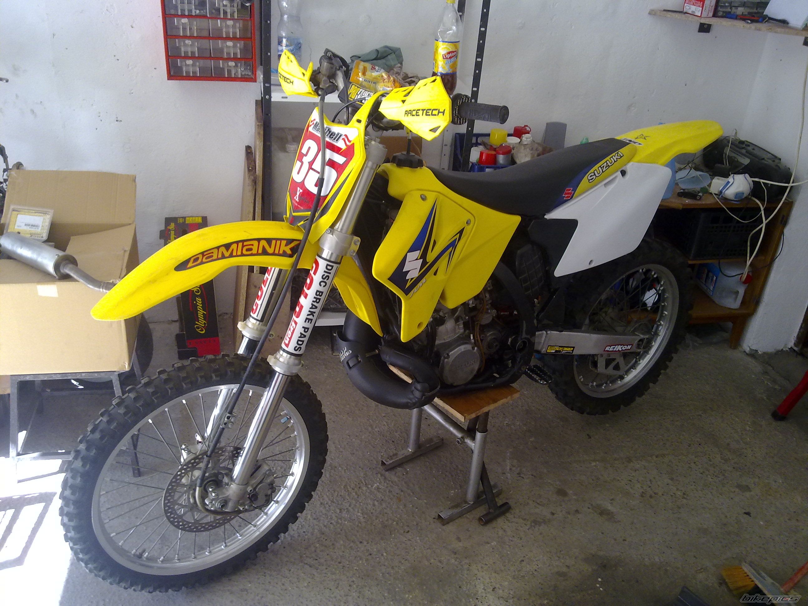 Photo 2383802