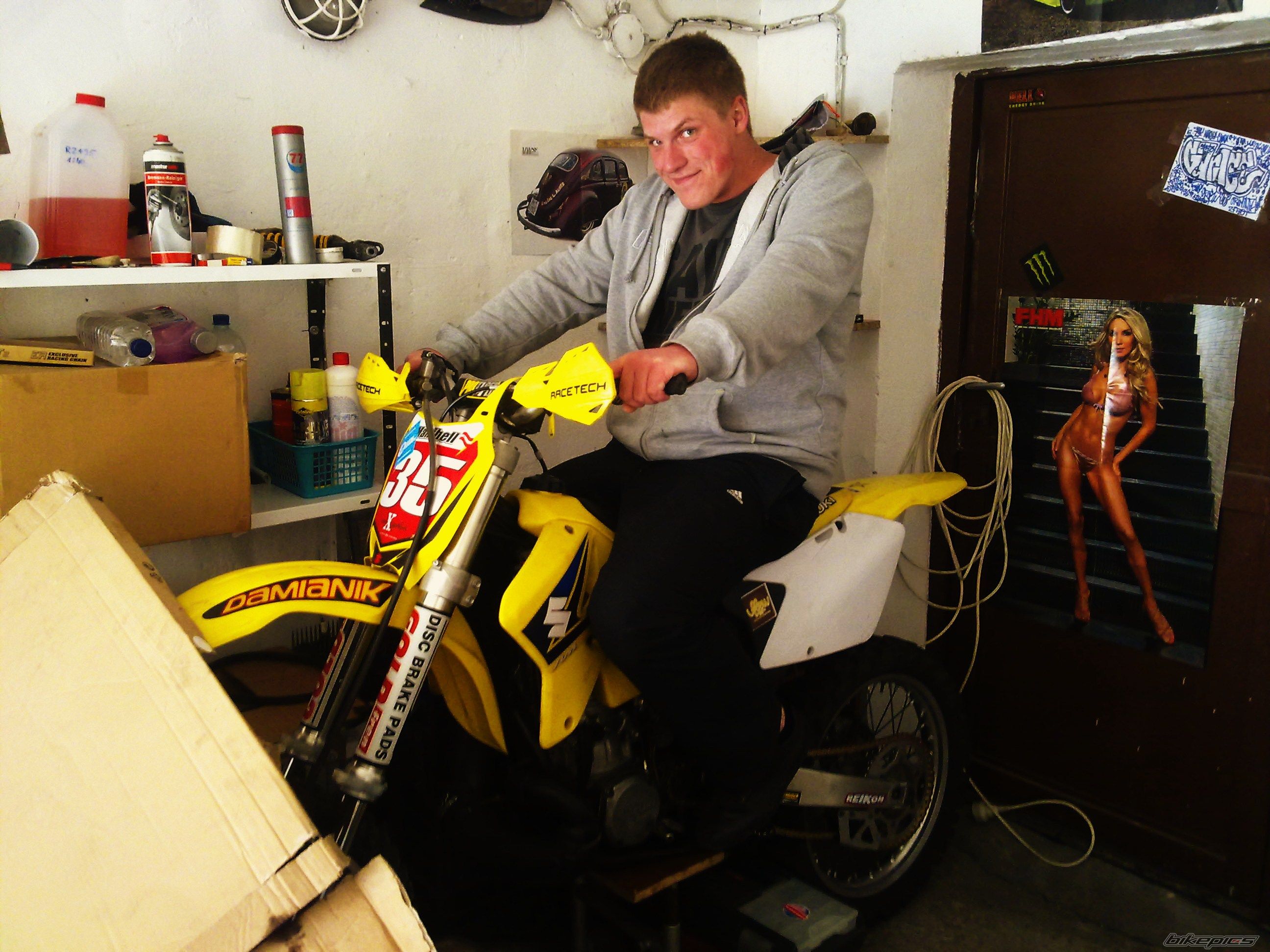 Photo 2383813