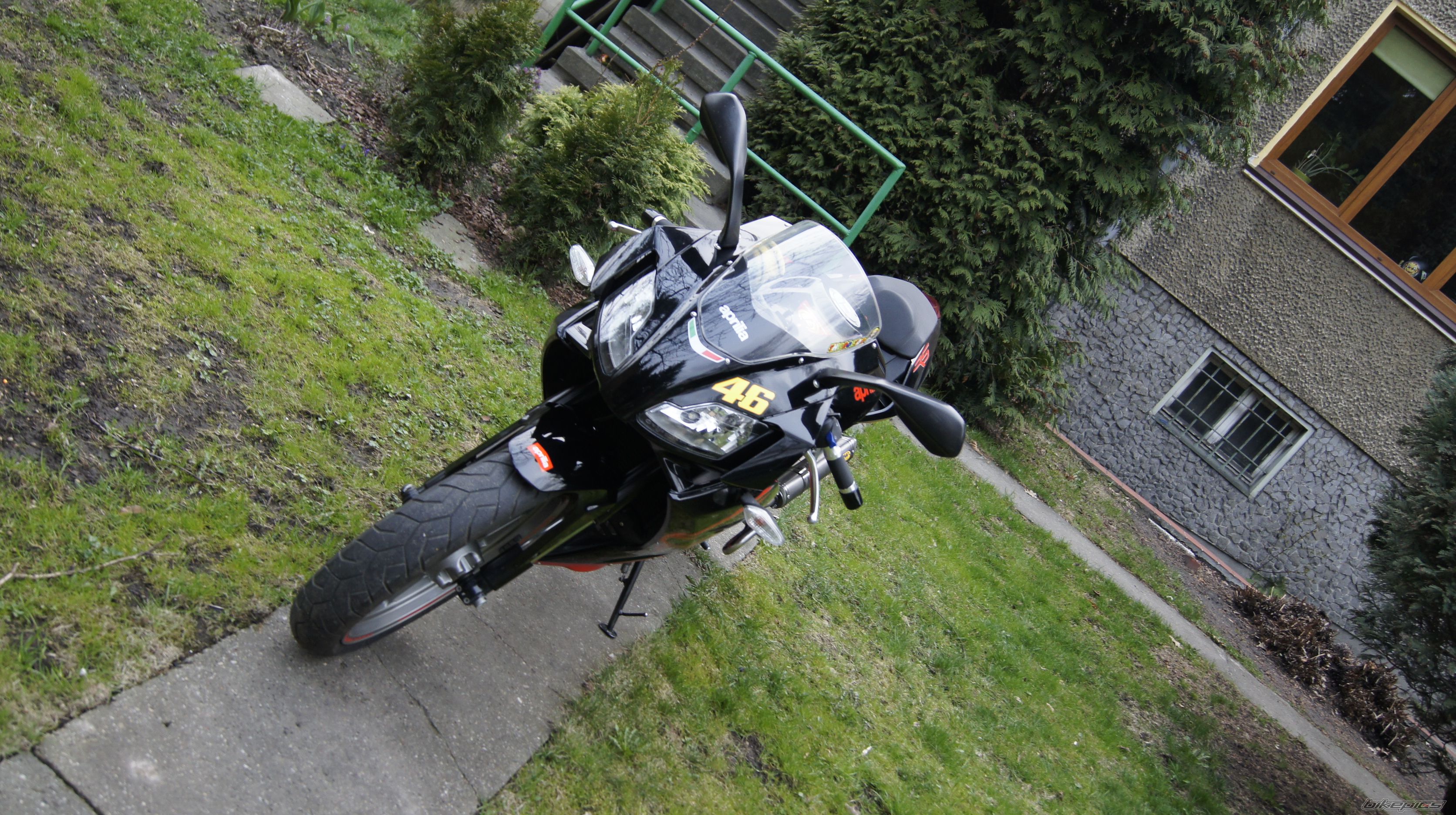 Photo 2383874
