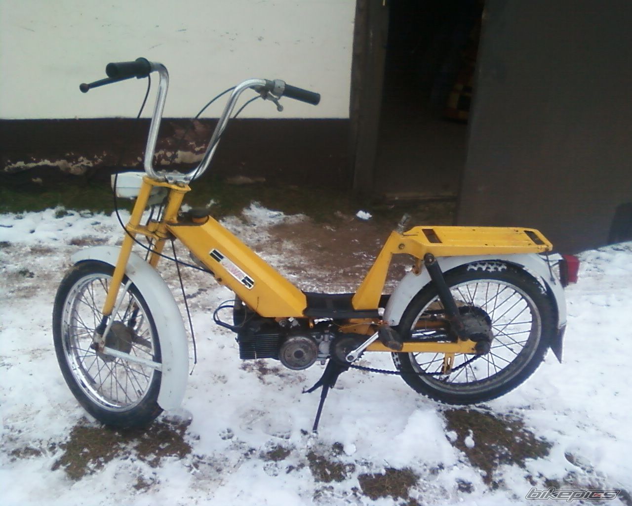 Photo 2384068