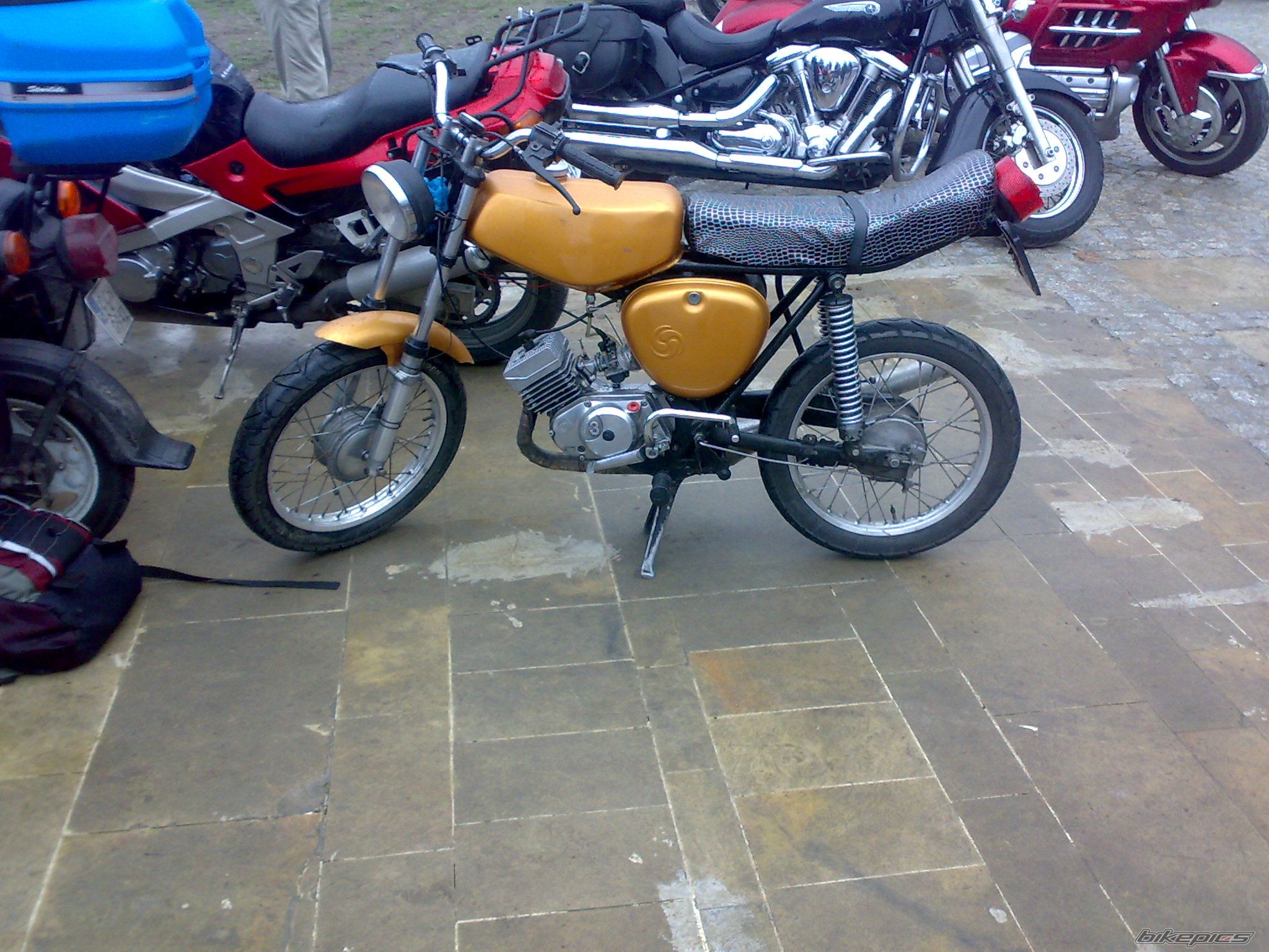 Photo 2384323