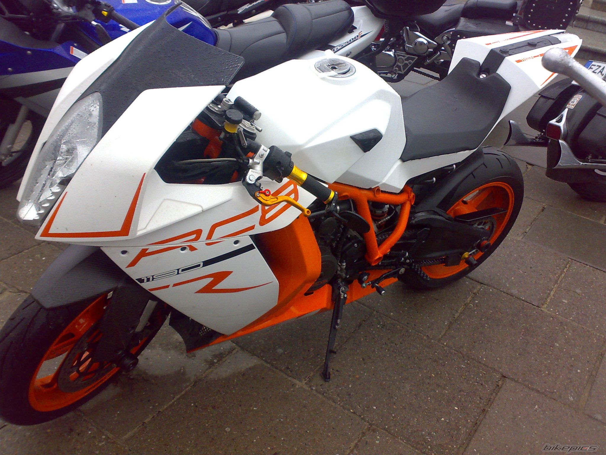 Photo 2384336