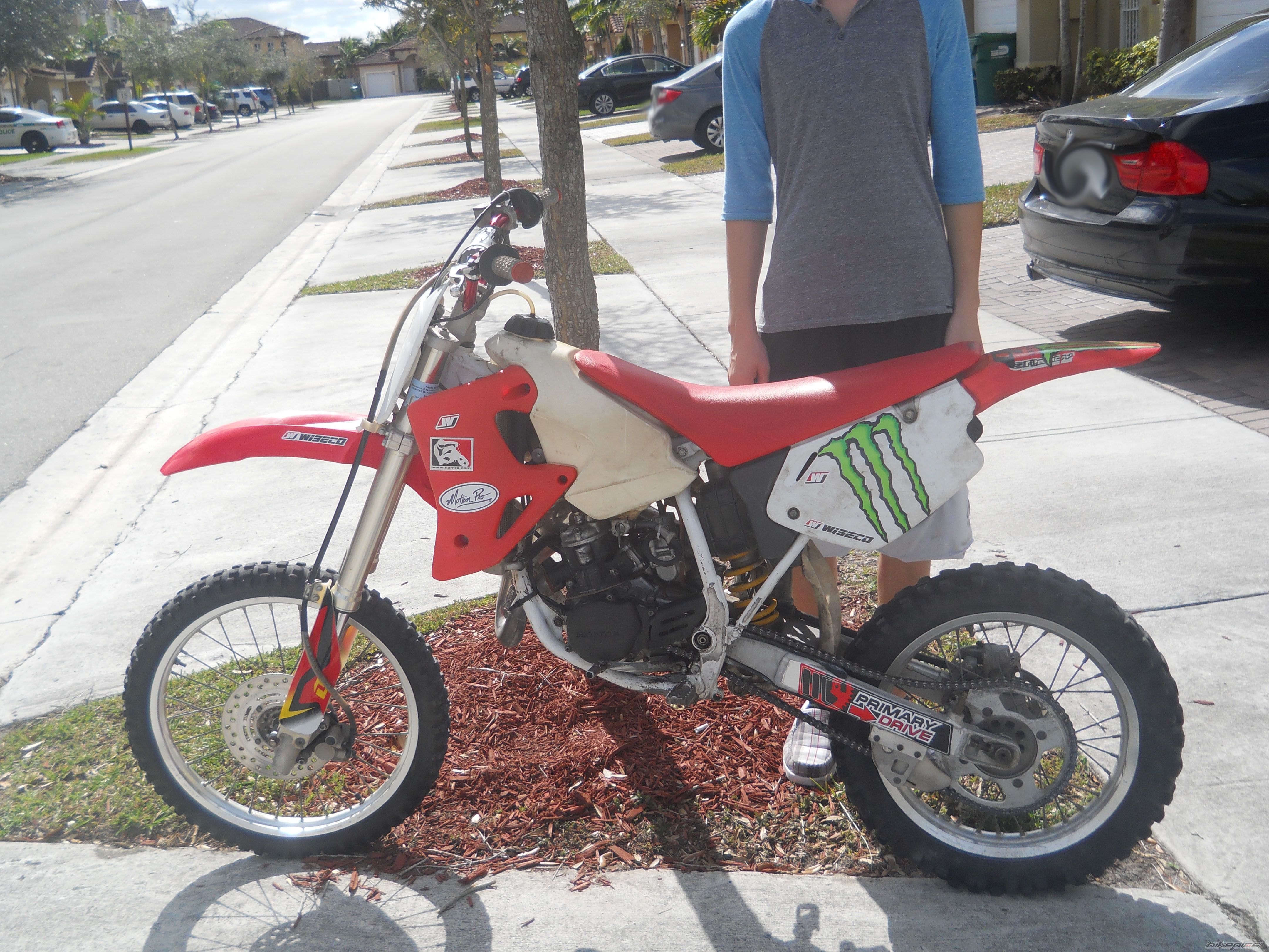 Photo 2384443