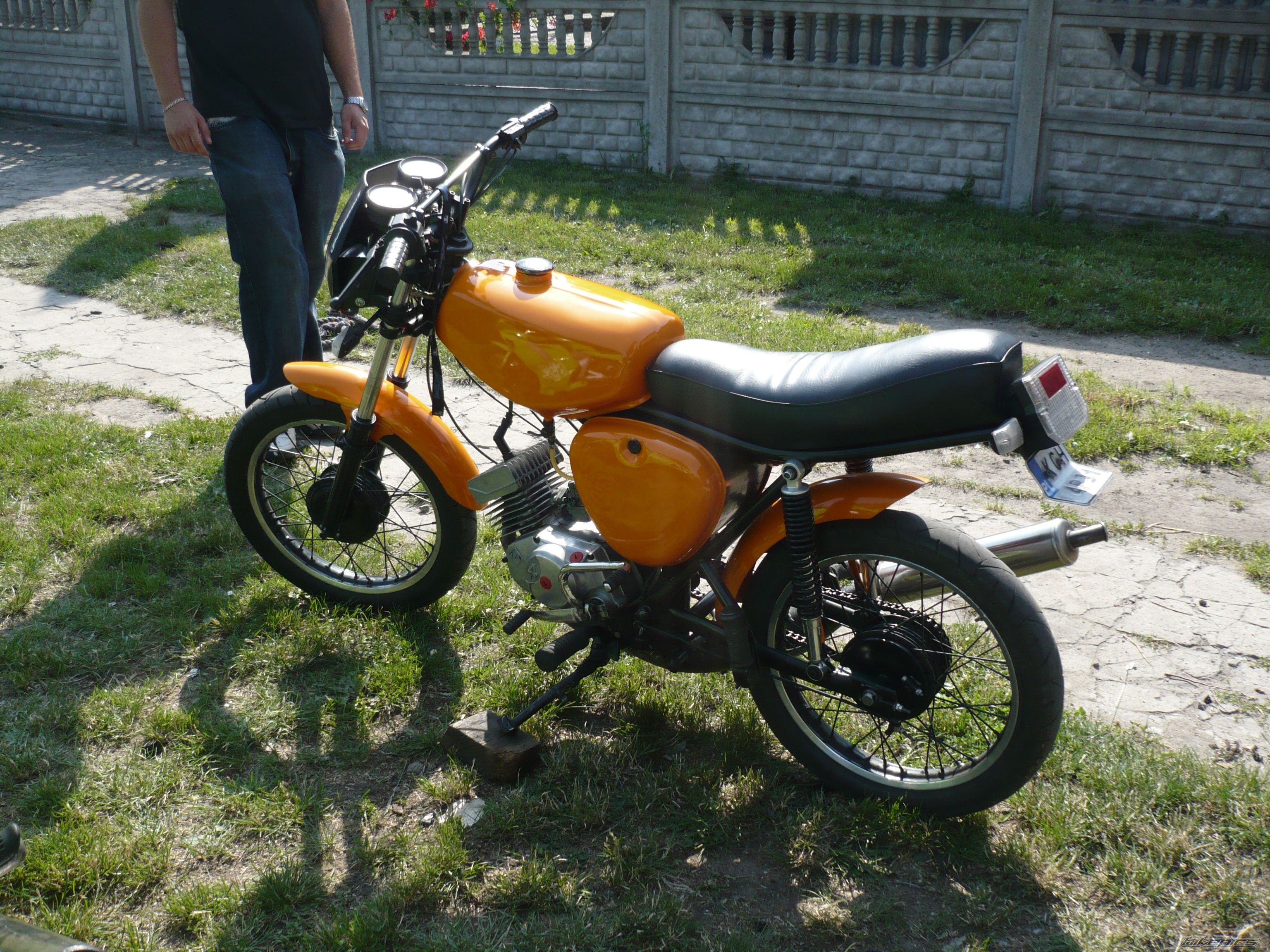 Photo 2384547