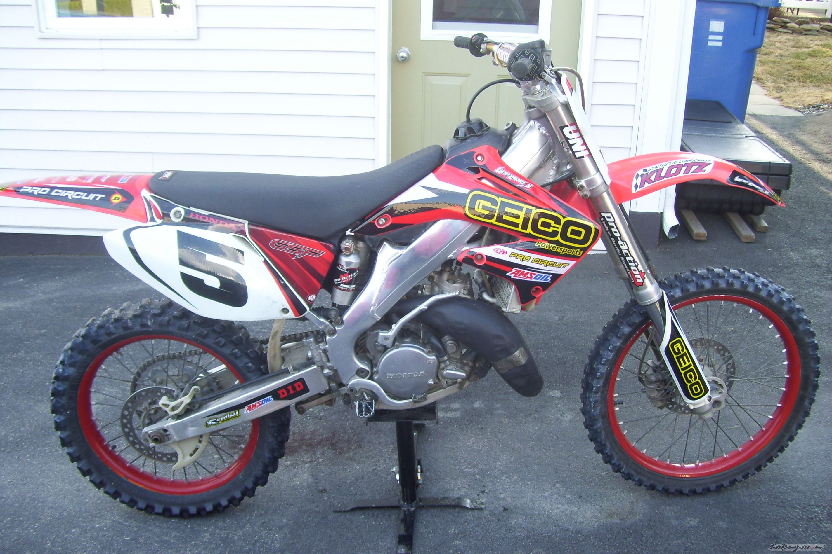 Photo 2384972