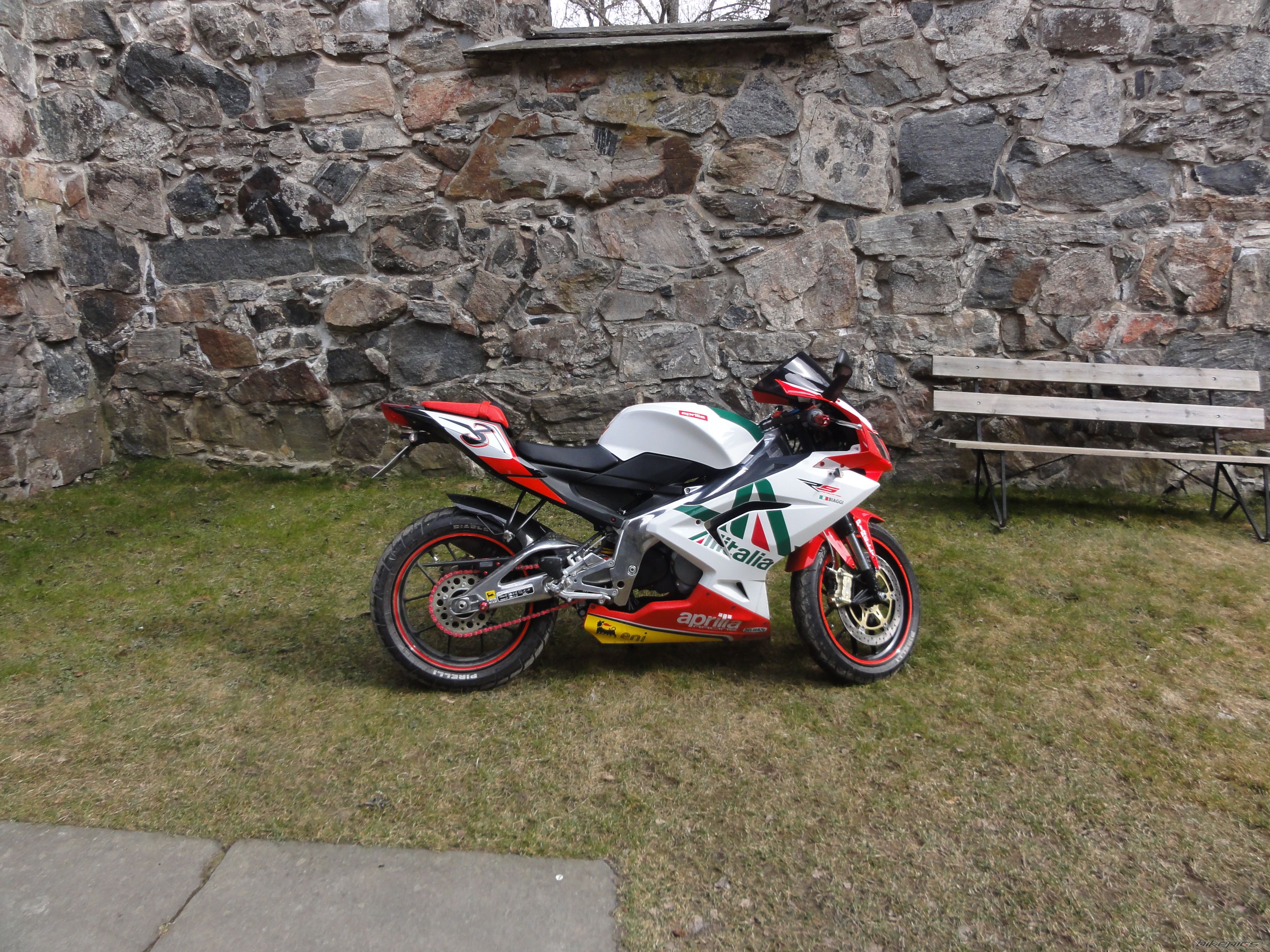 Photo 2385545