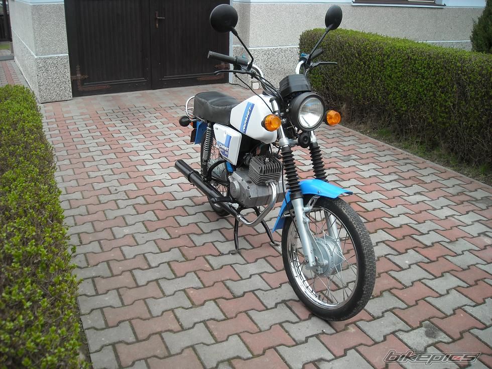 Photo 2385559