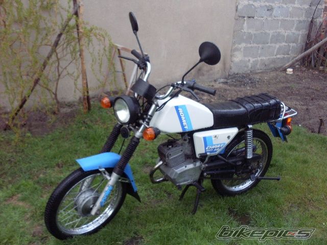 Photo 2385589