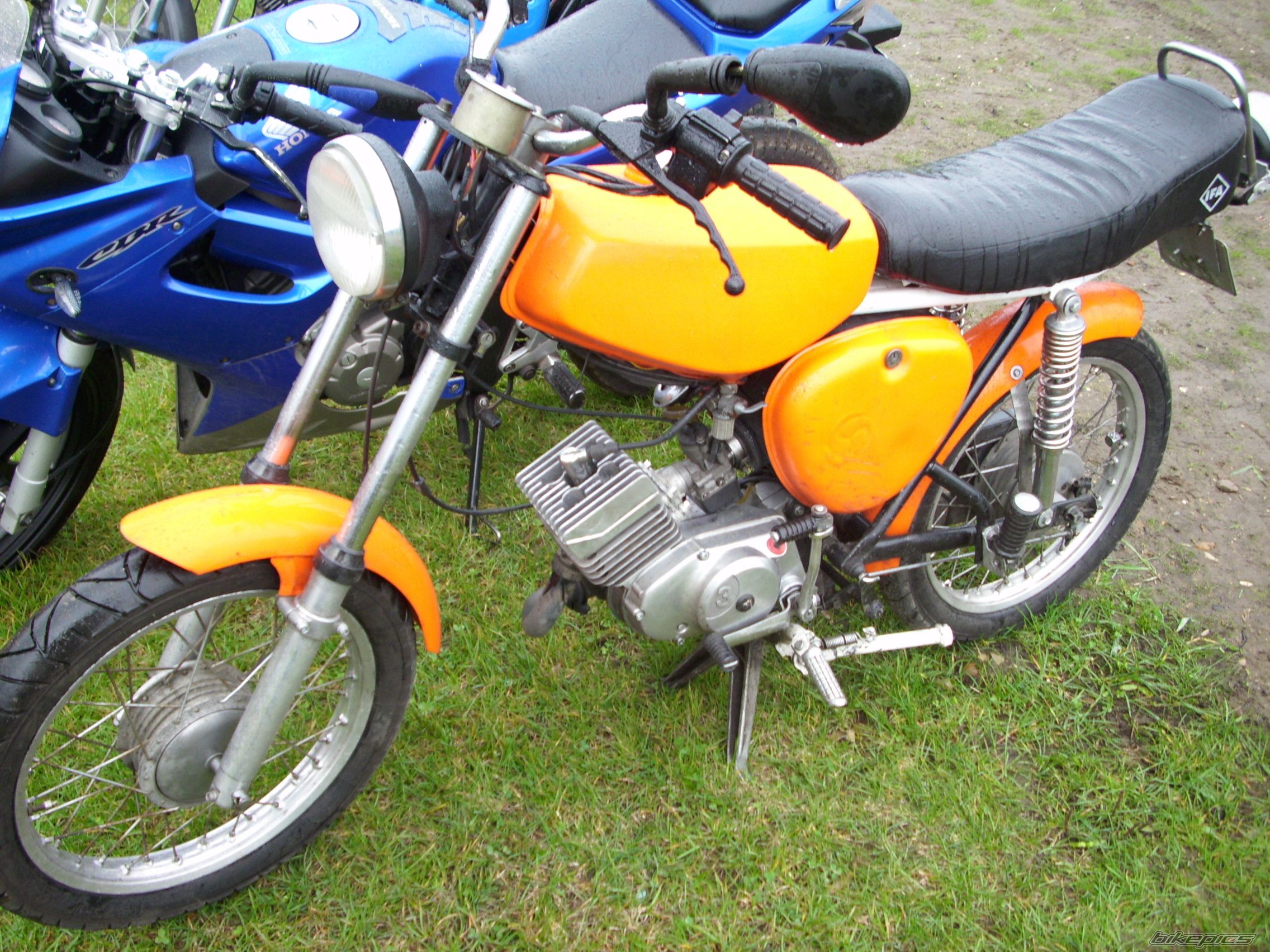 Photo 2385639