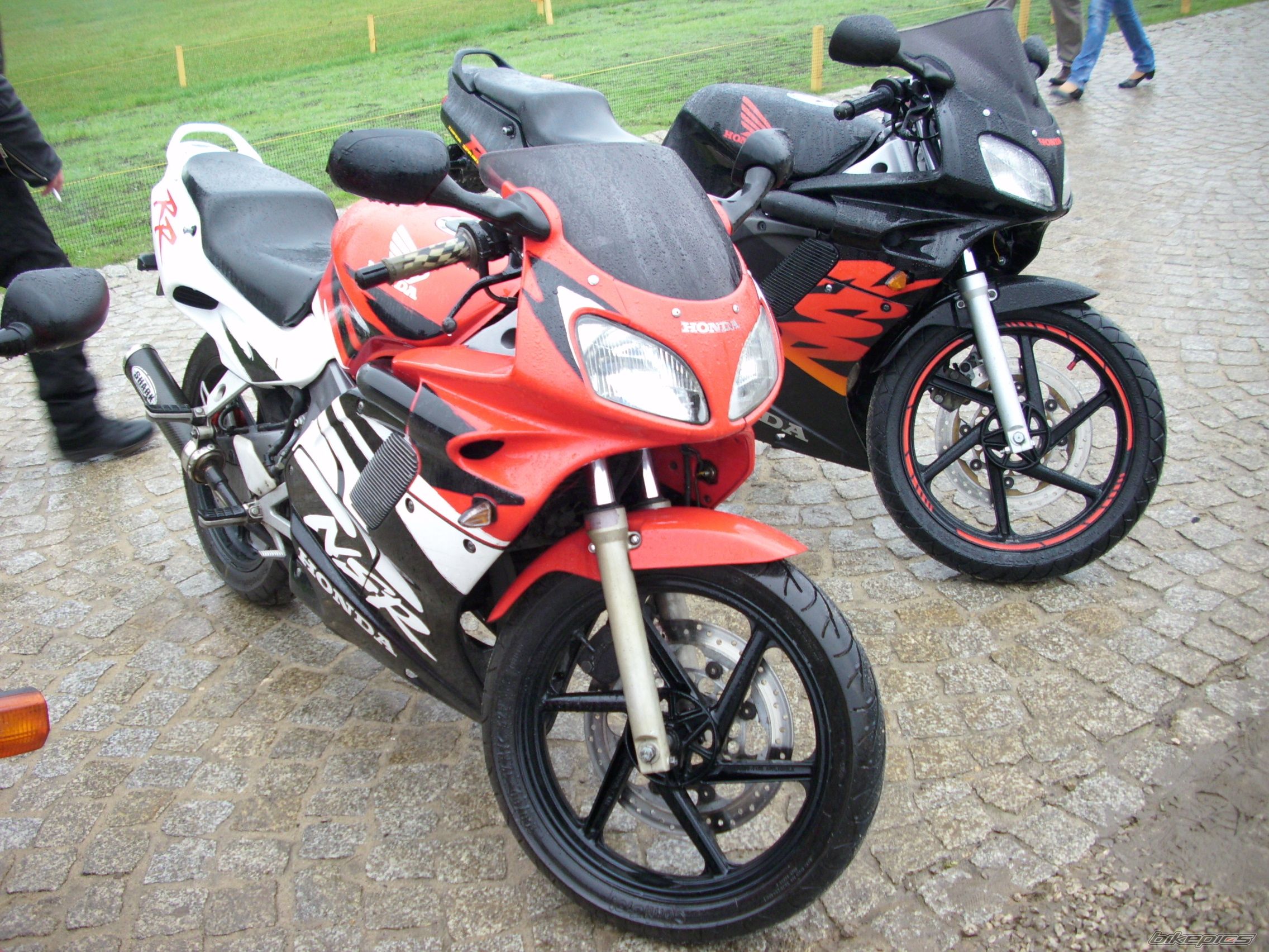 Photo 2385674
