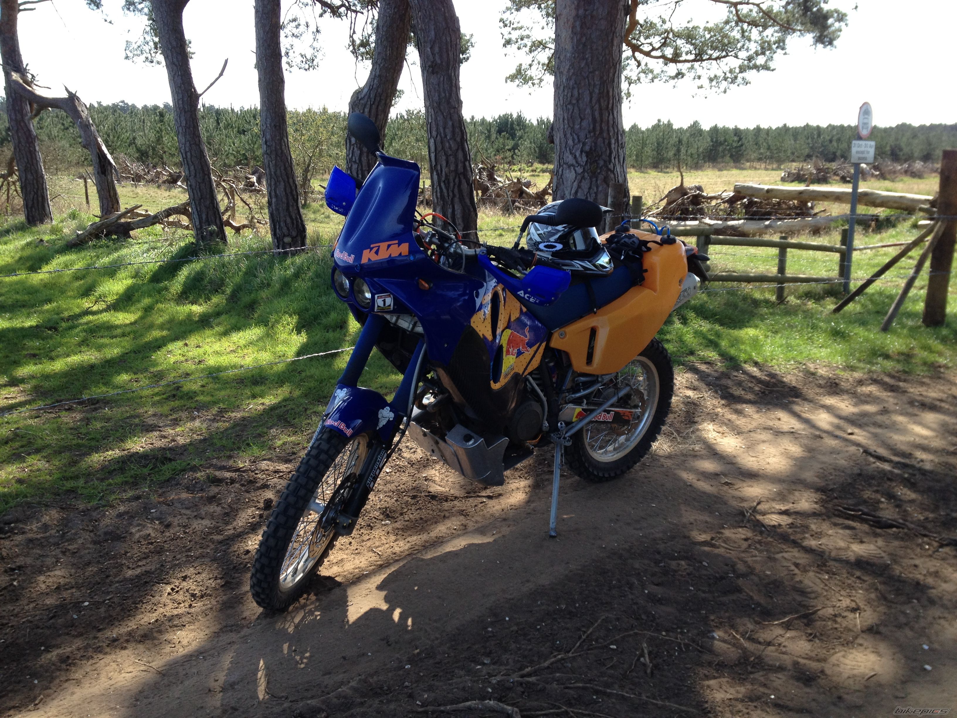Photo 2386059