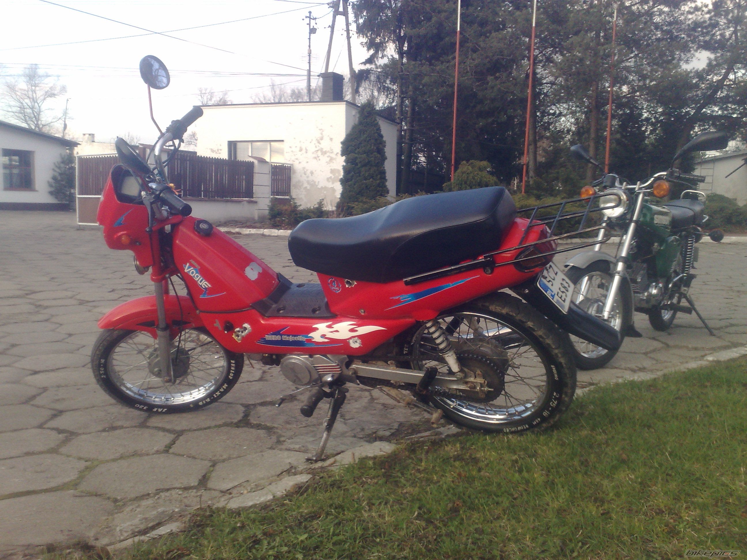 Photo 2386128
