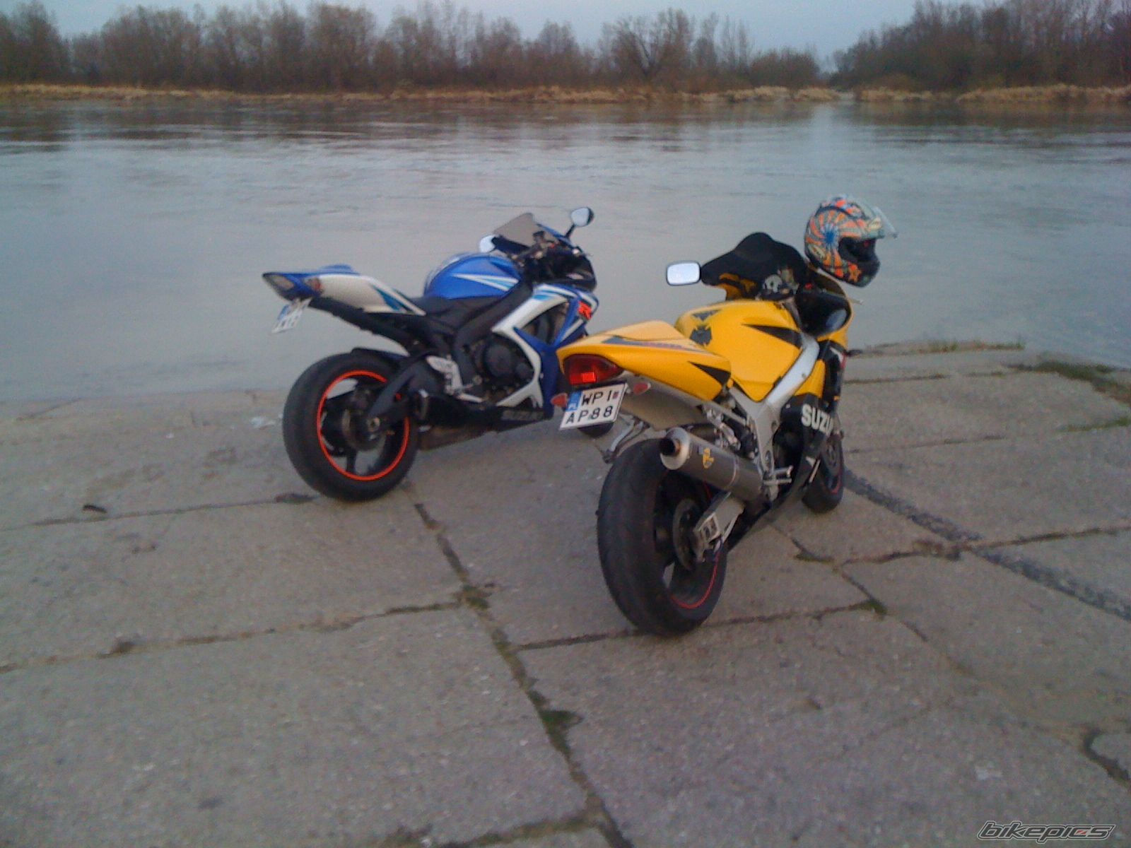 Photo 2386365