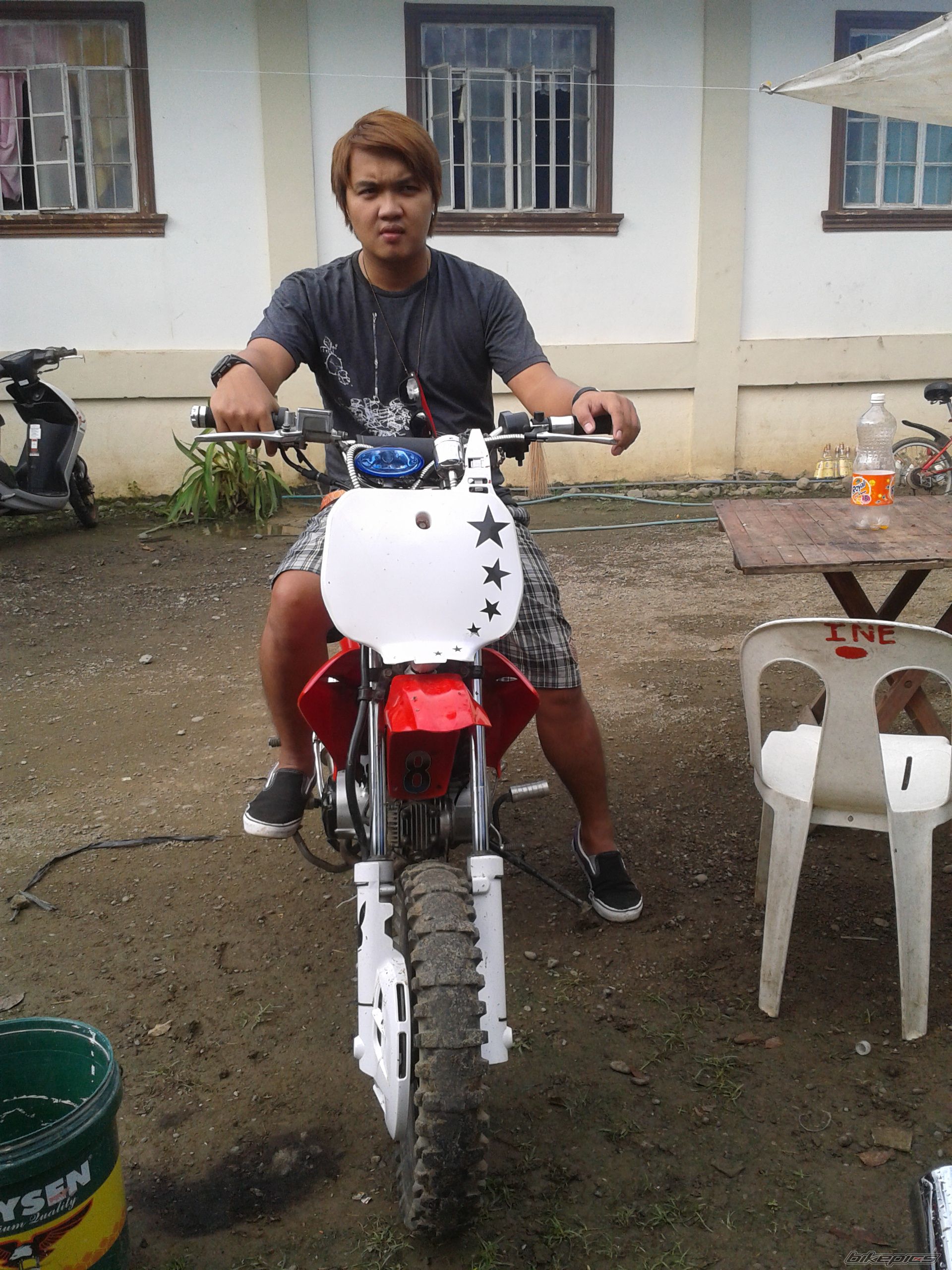Photo 2386469
