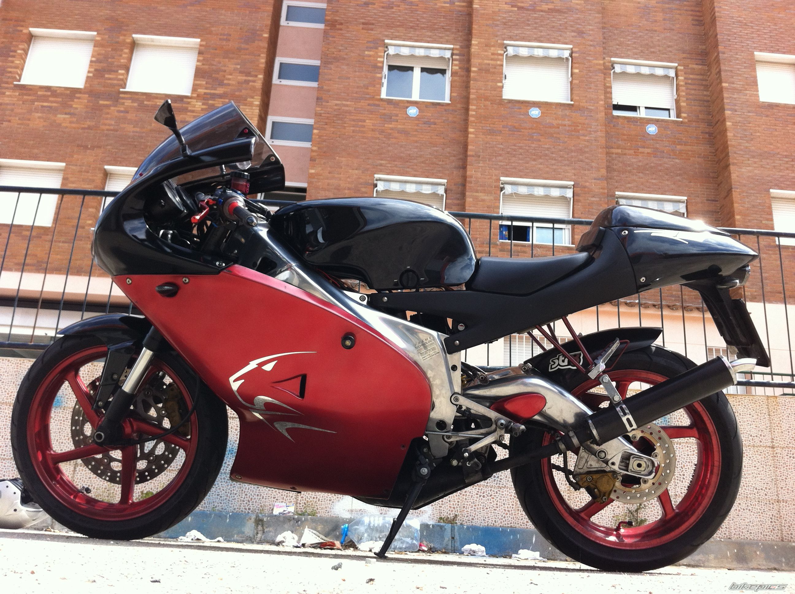 Photo 2386572