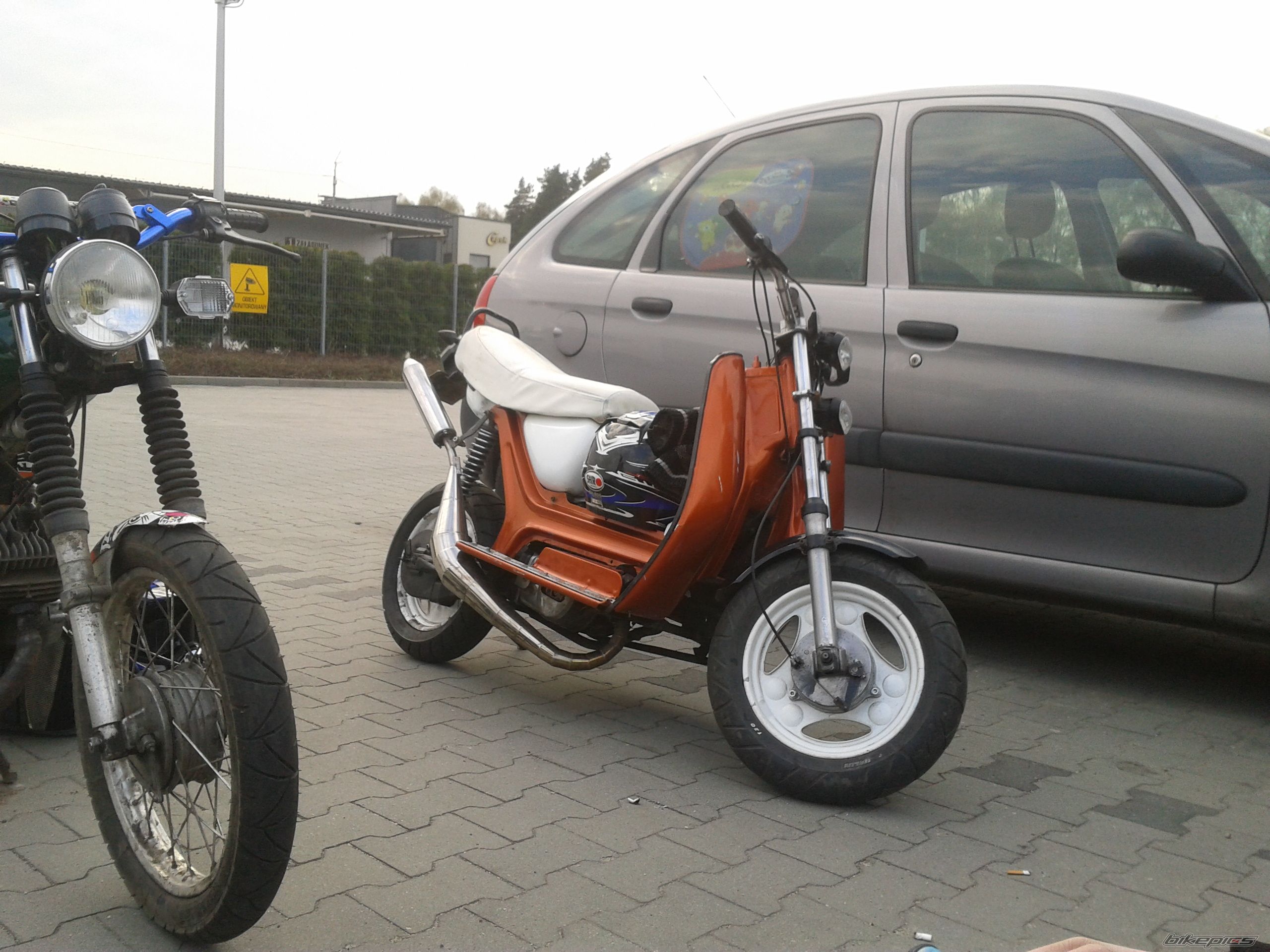 Photo 2386773