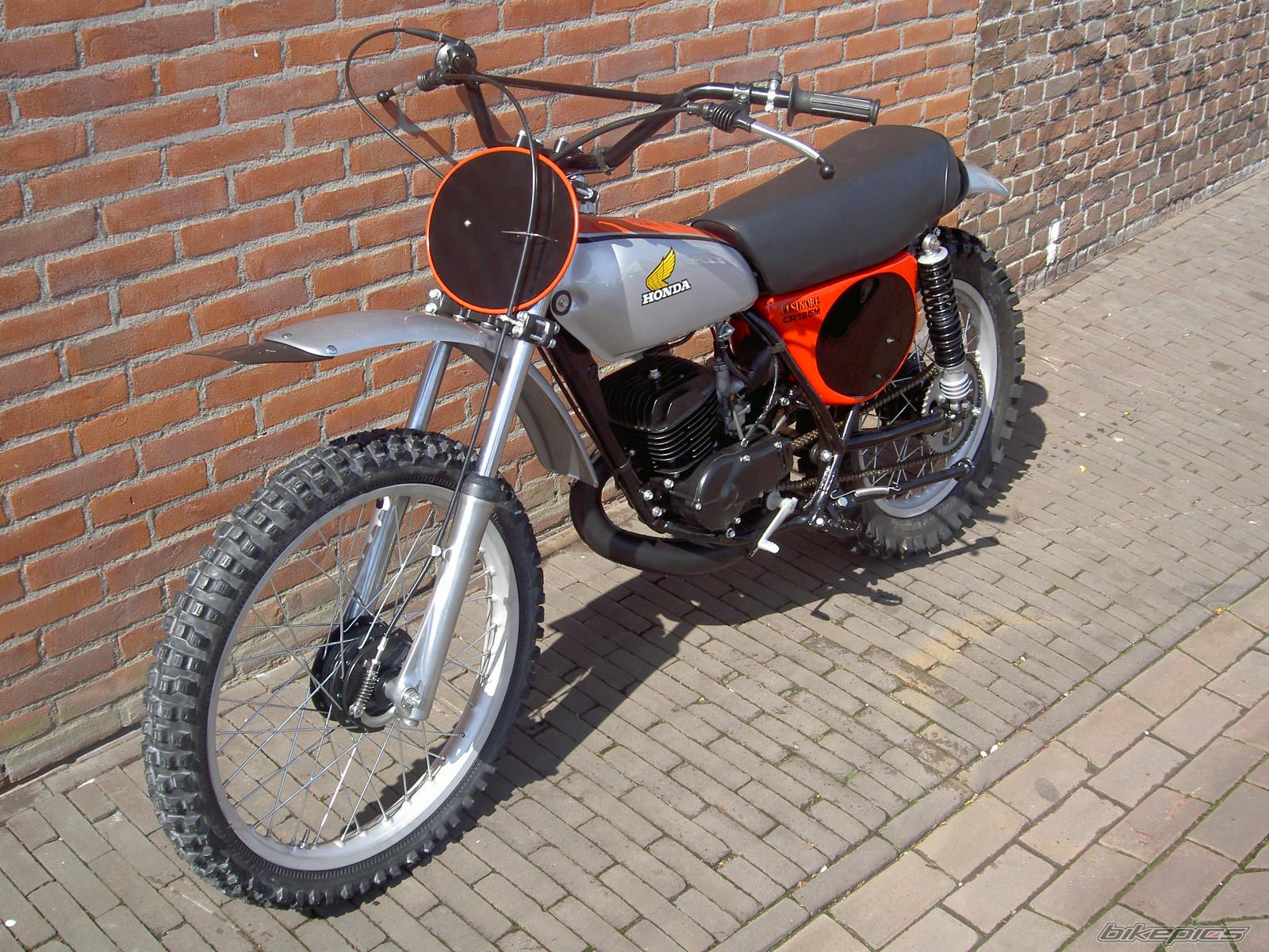 Photo 2387269
