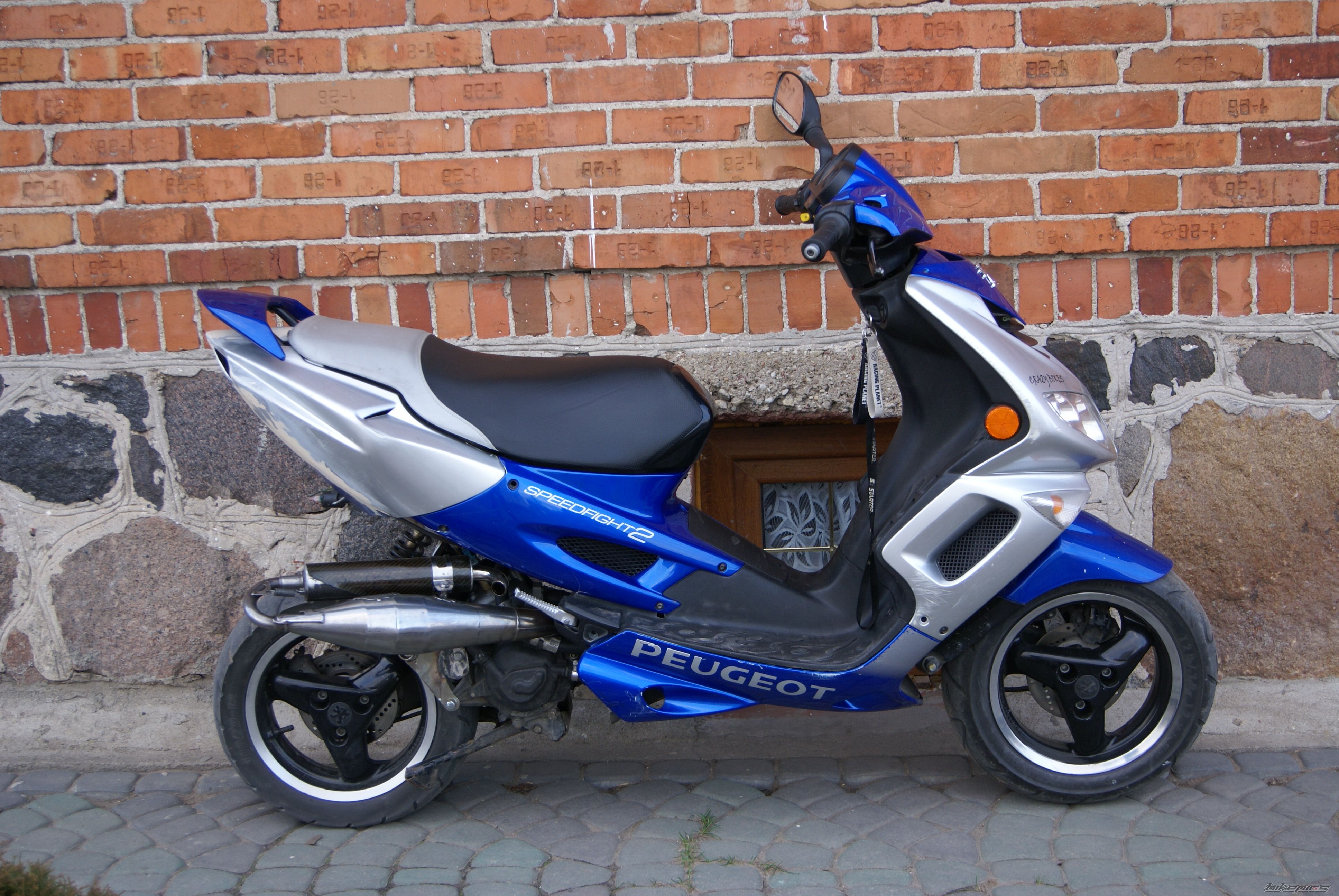 Photo 2387279