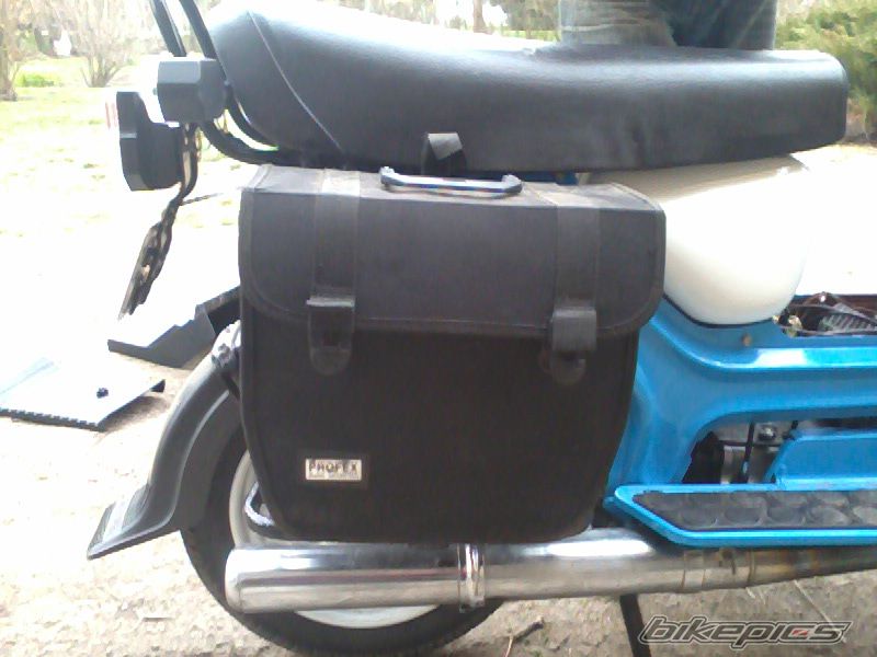Photo 2387375