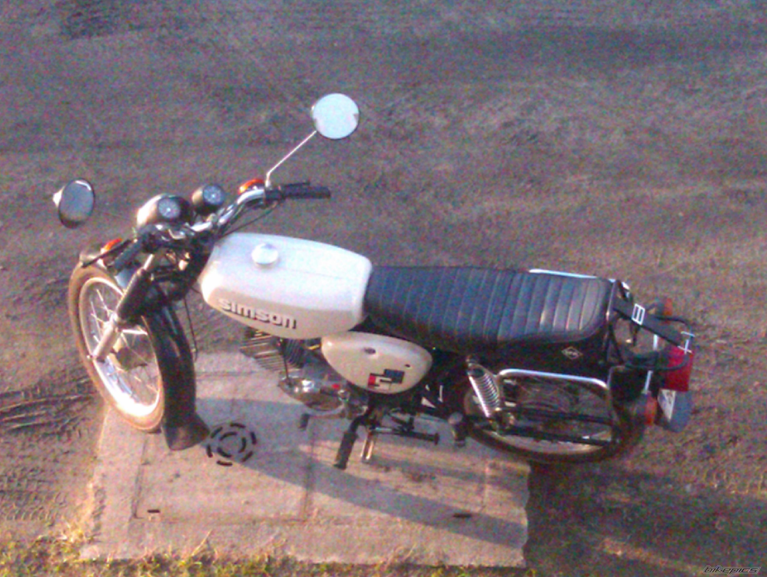 Photo 2387530