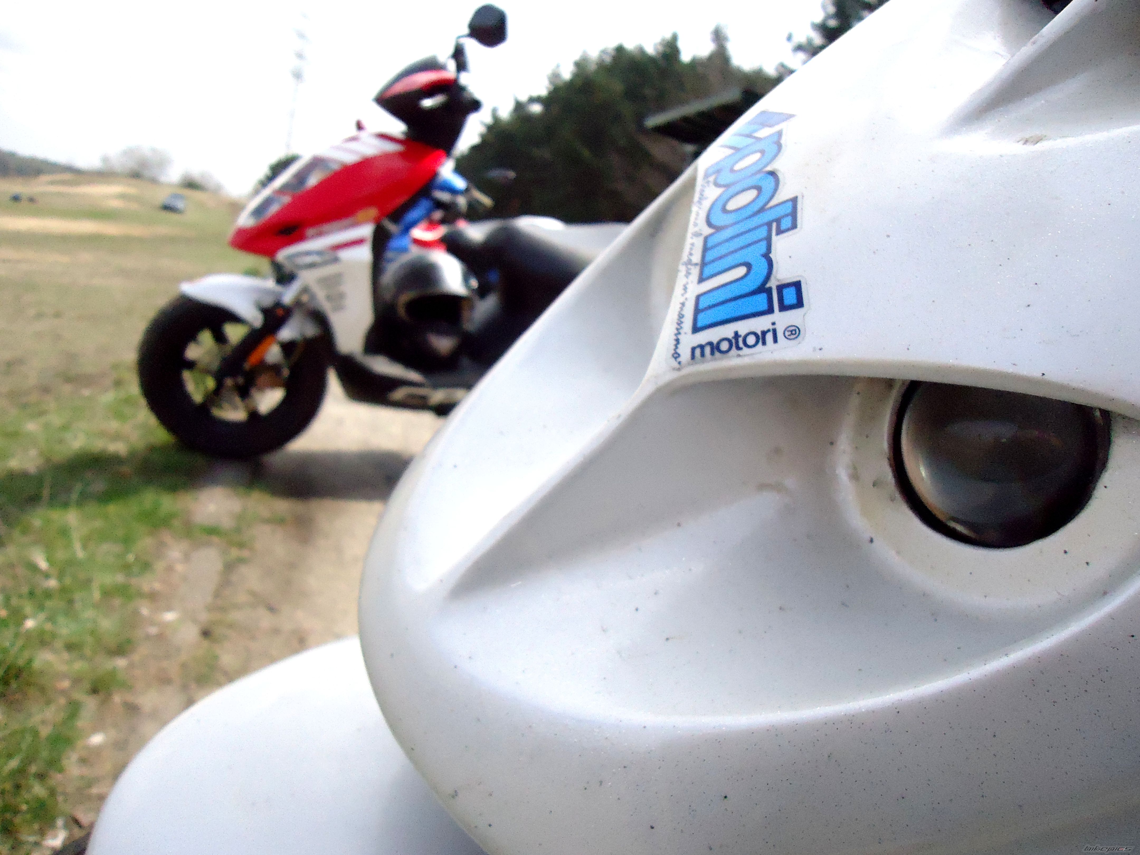 Photo 2387677