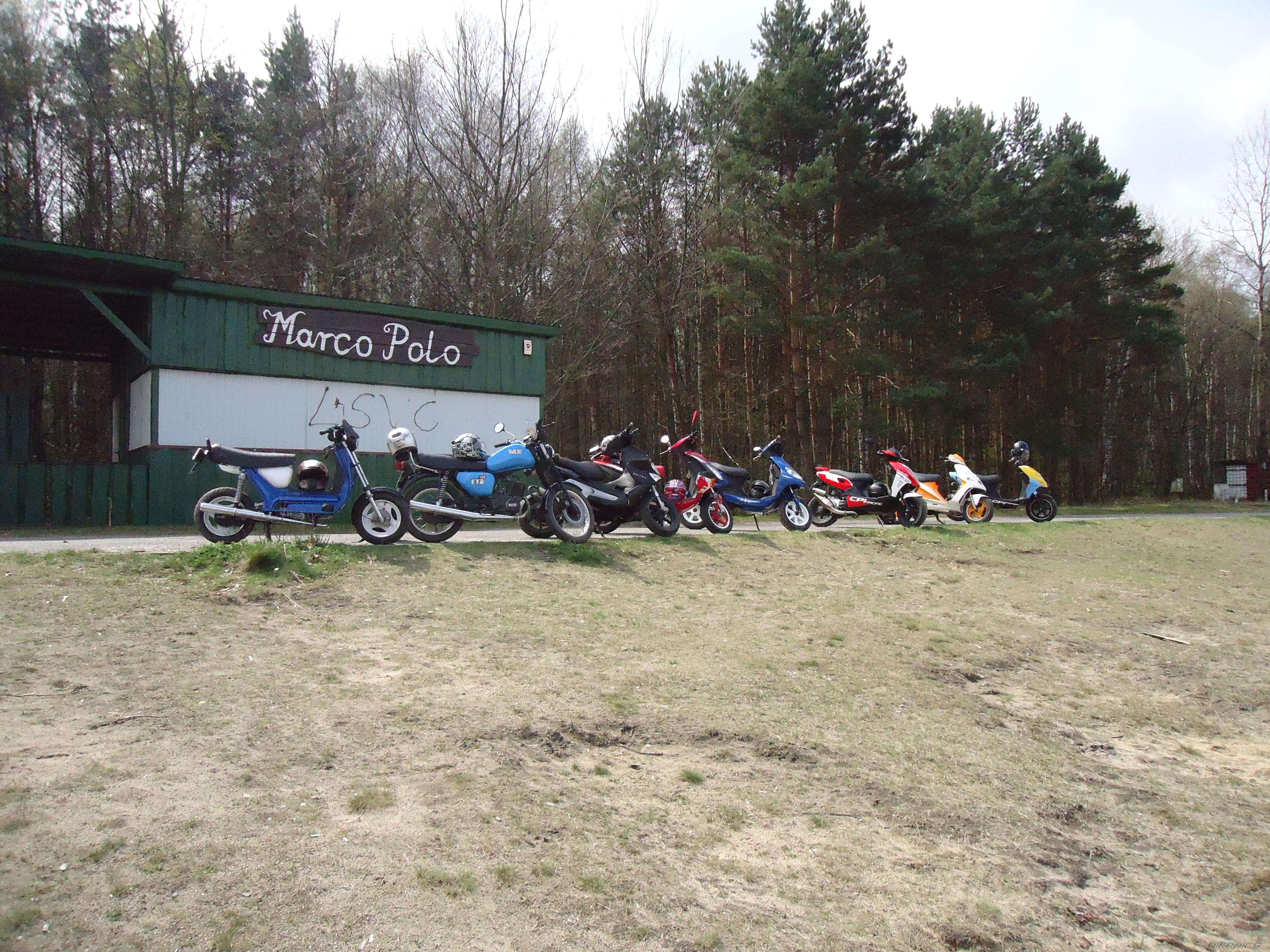 Photo 2387730