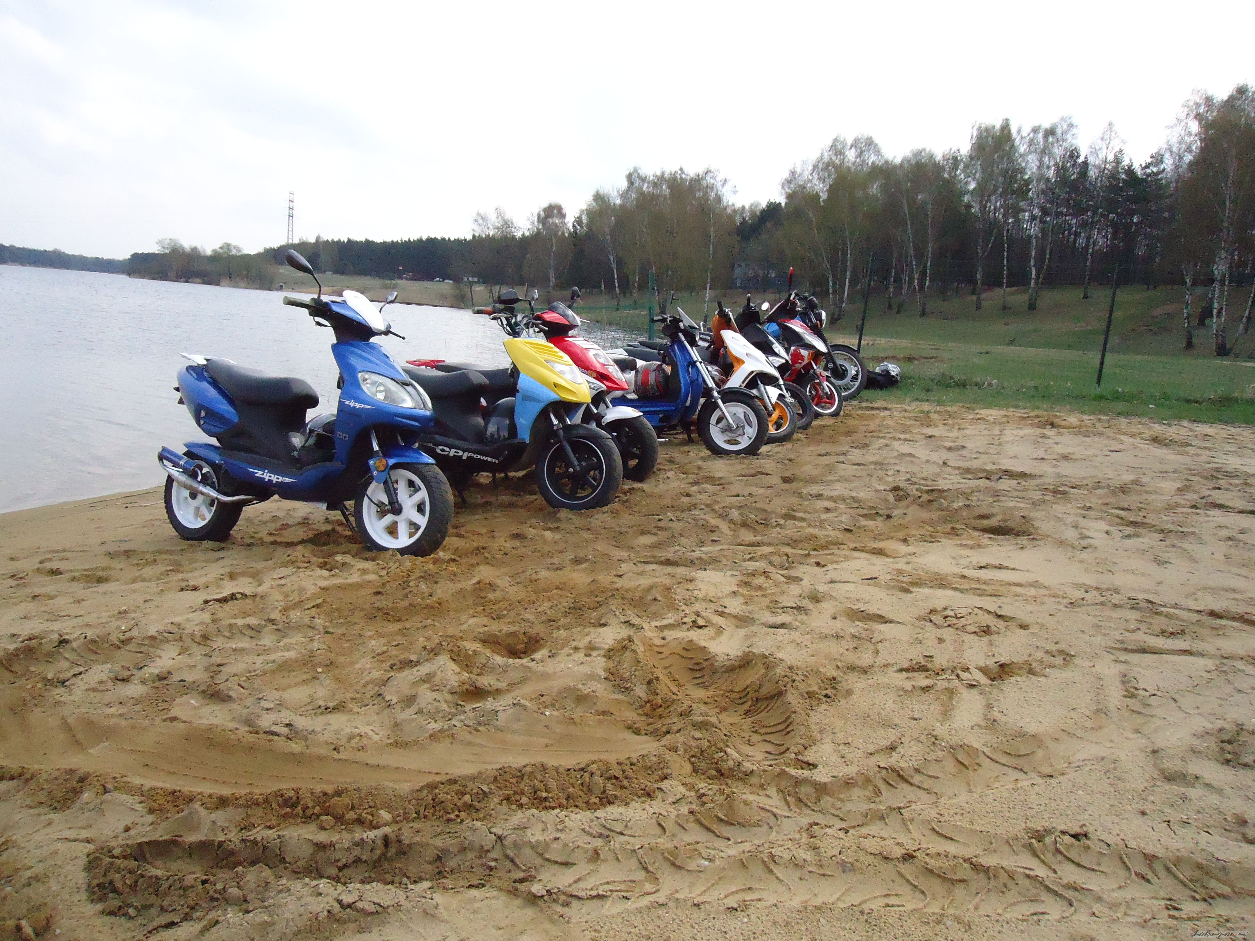 Photo 2387759