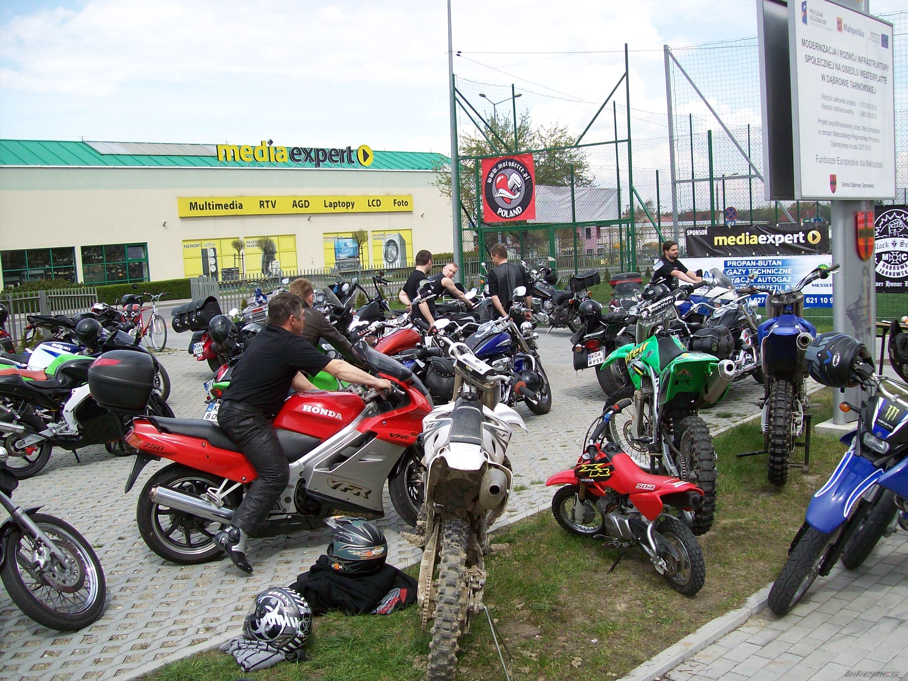 Photo 2387785