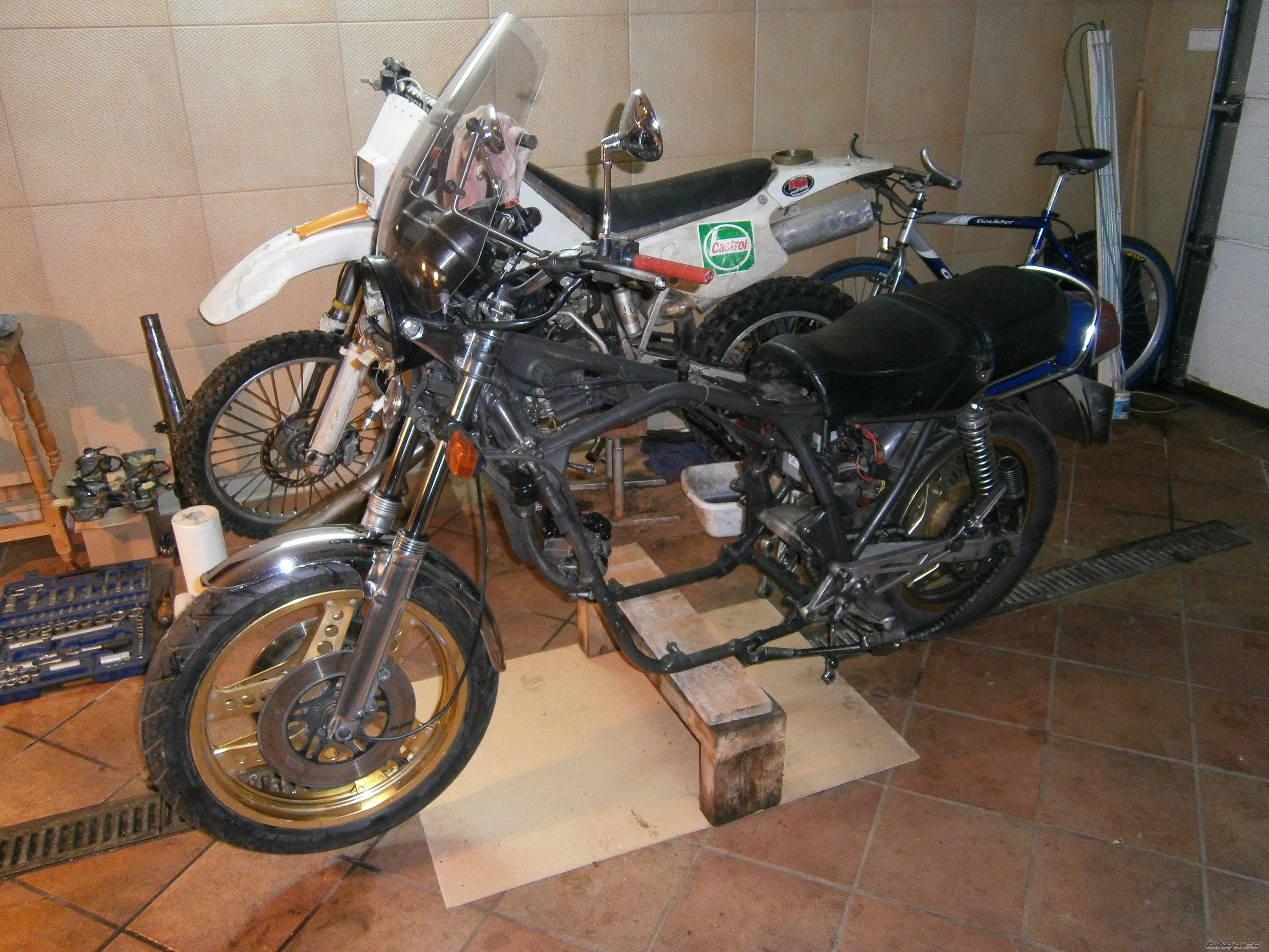 Photo 2387842