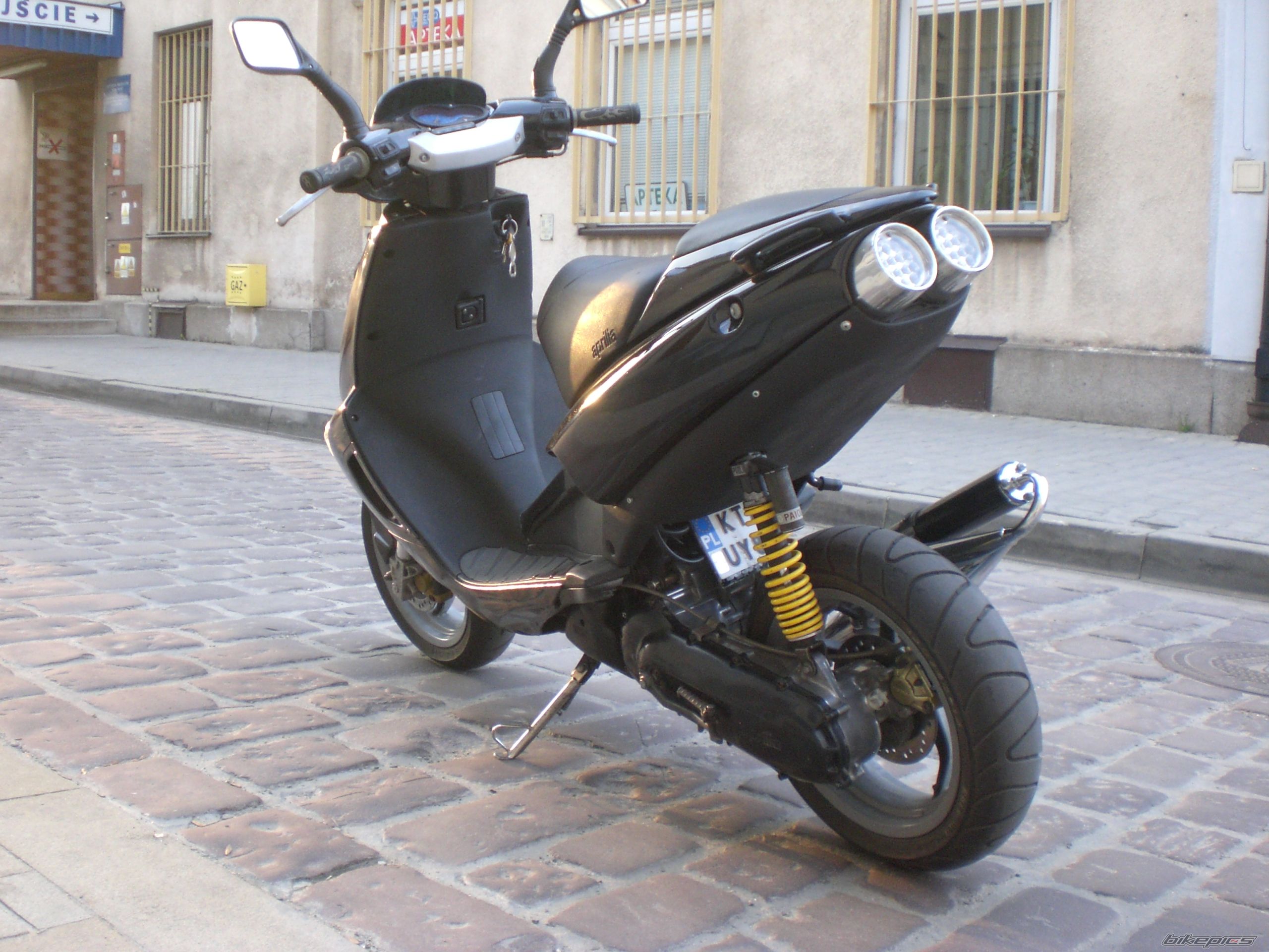 Photo 2387888