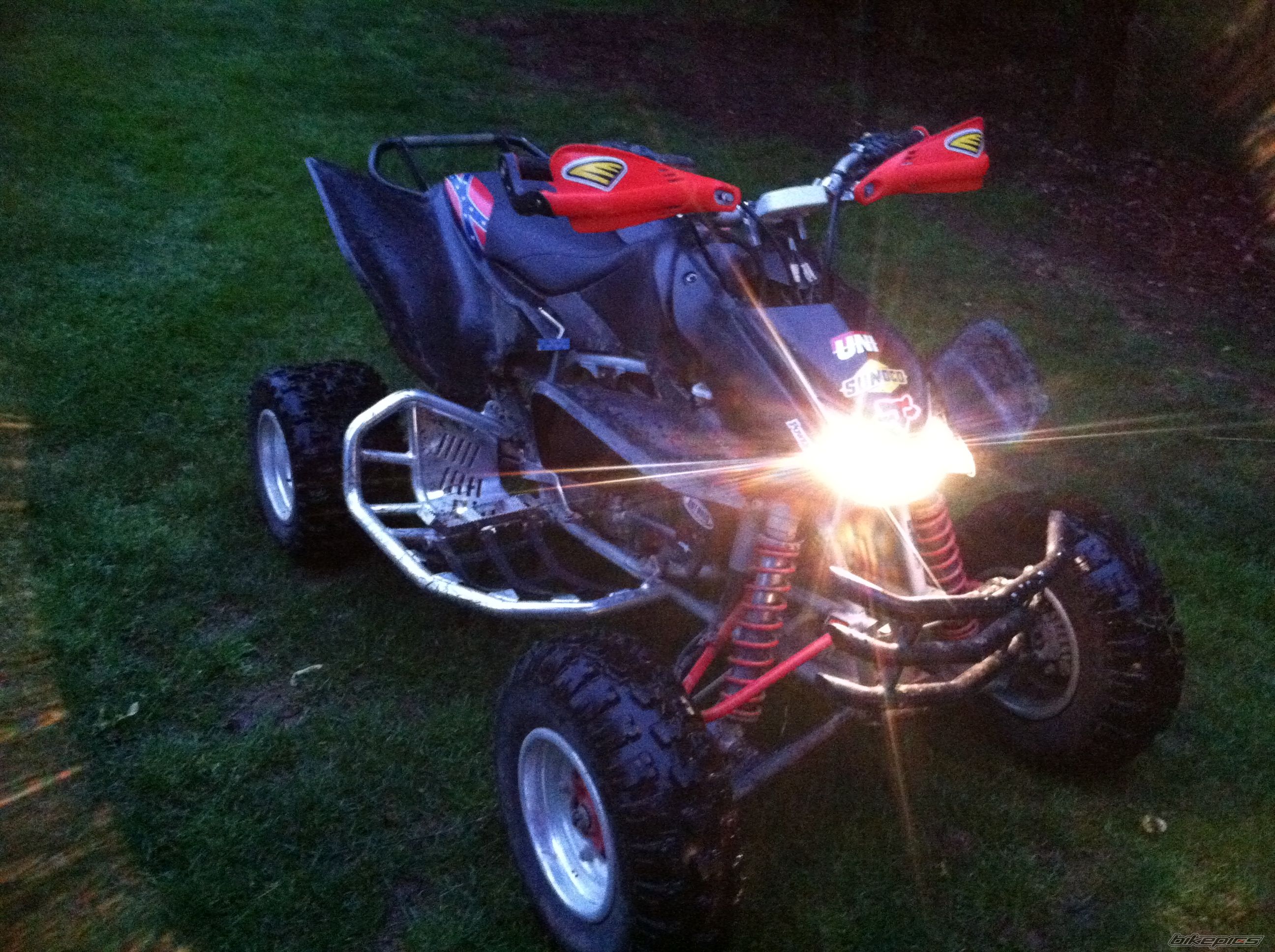 Photo 2388051