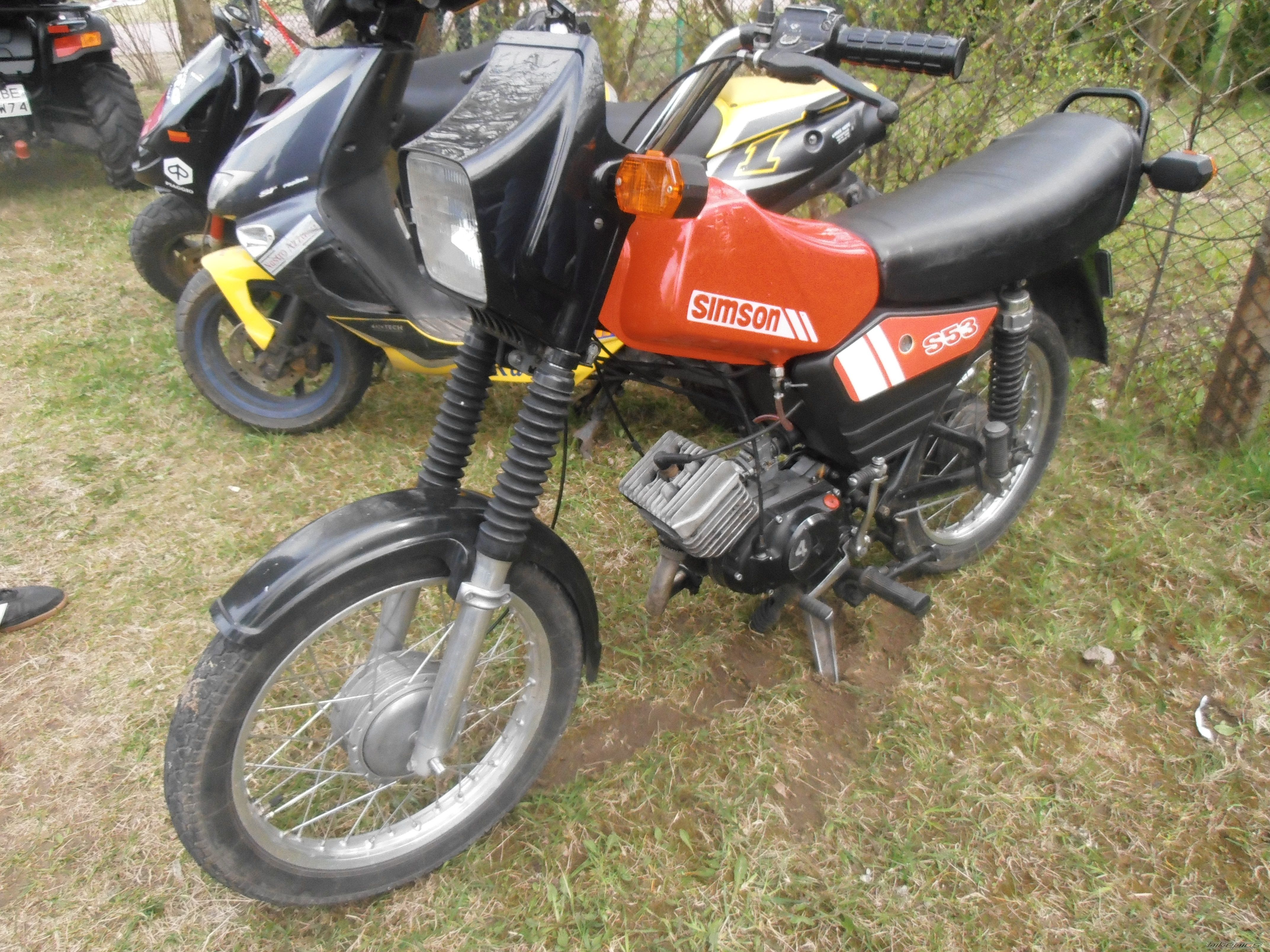 Photo 2388672