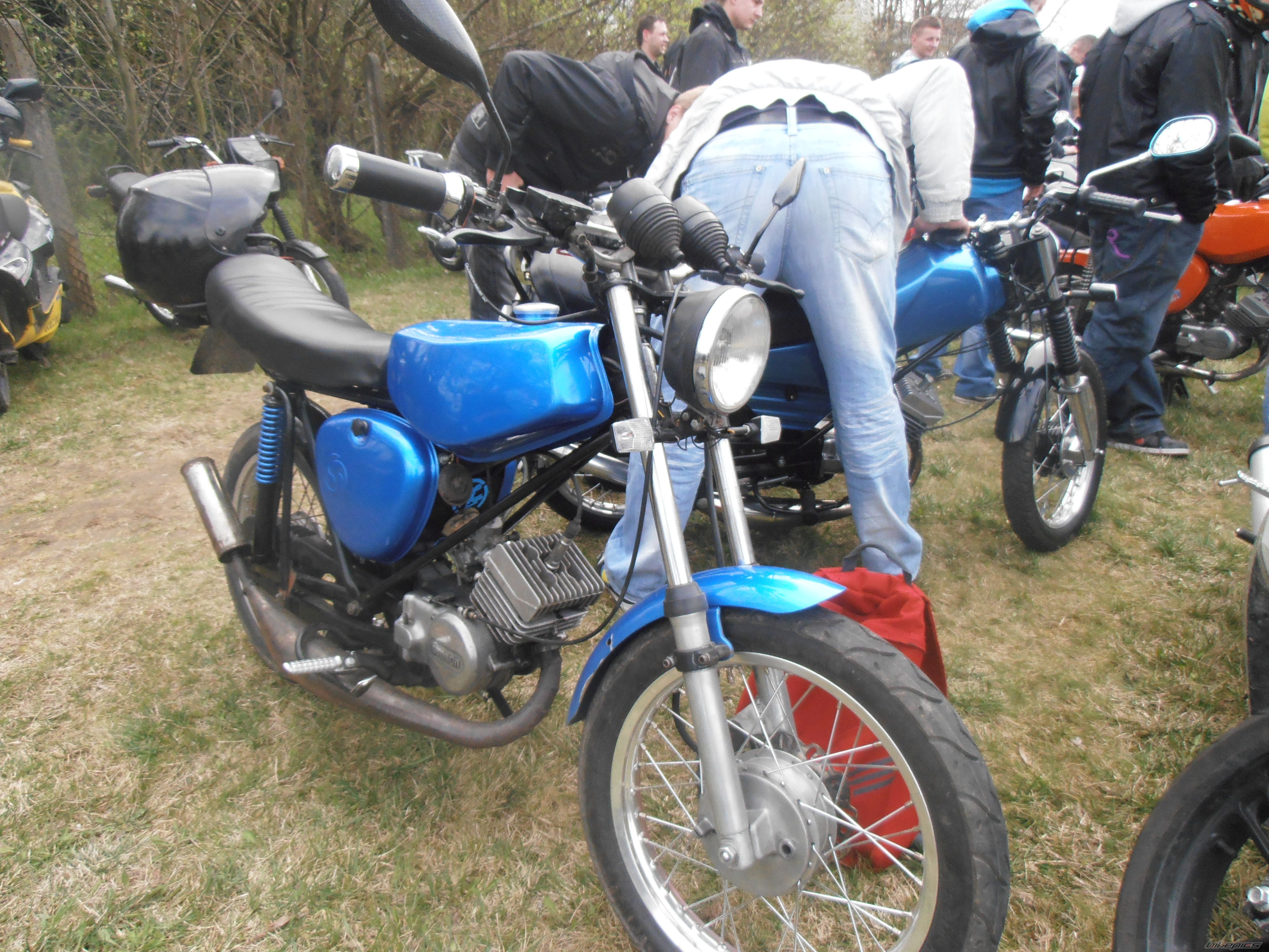 Photo 2388679