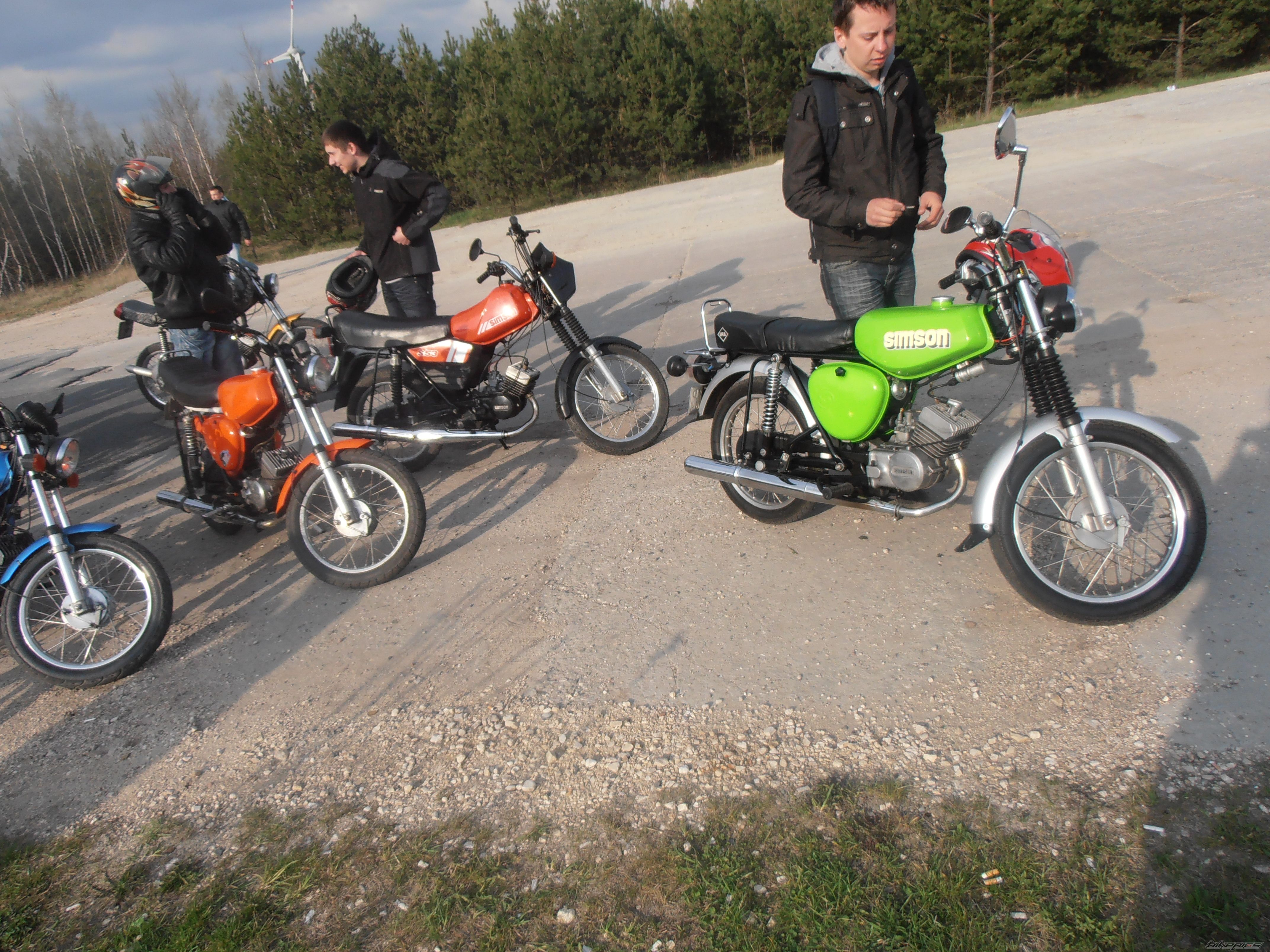 Photo 2388773
