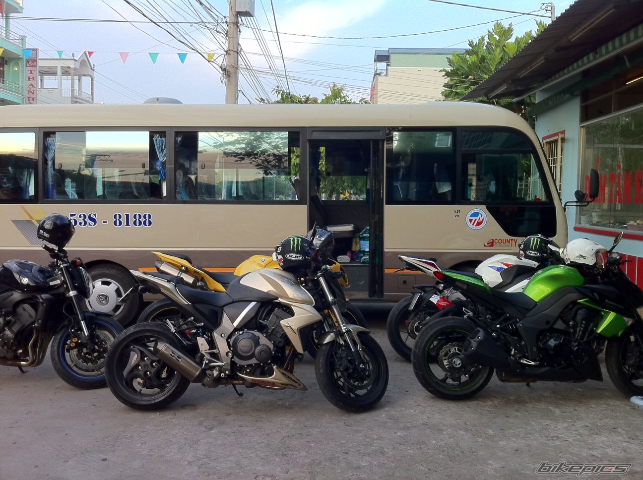 Photo 2388829