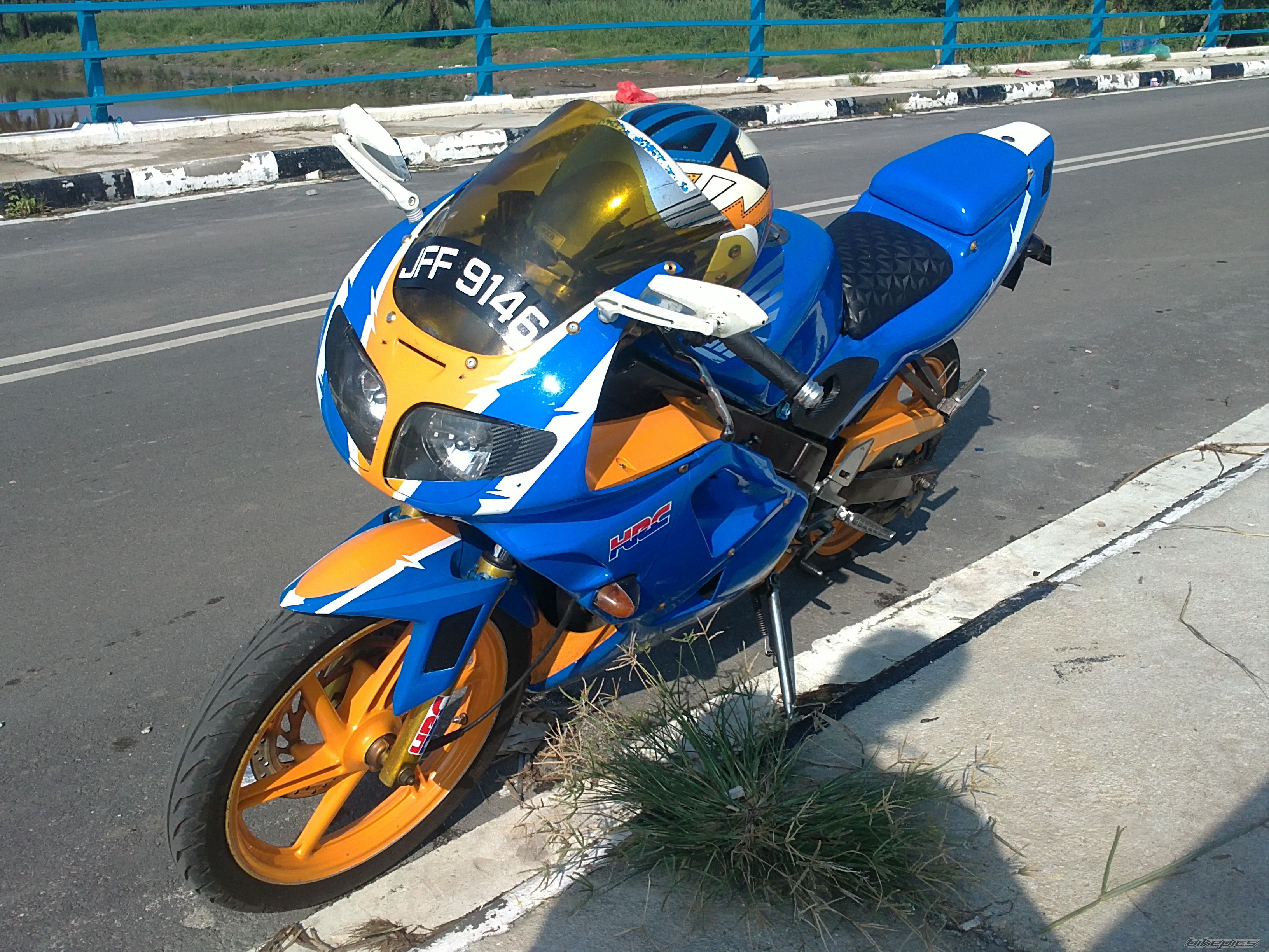 Photo 2388851