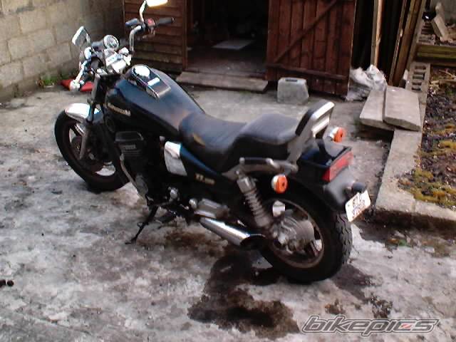 Photo 2389